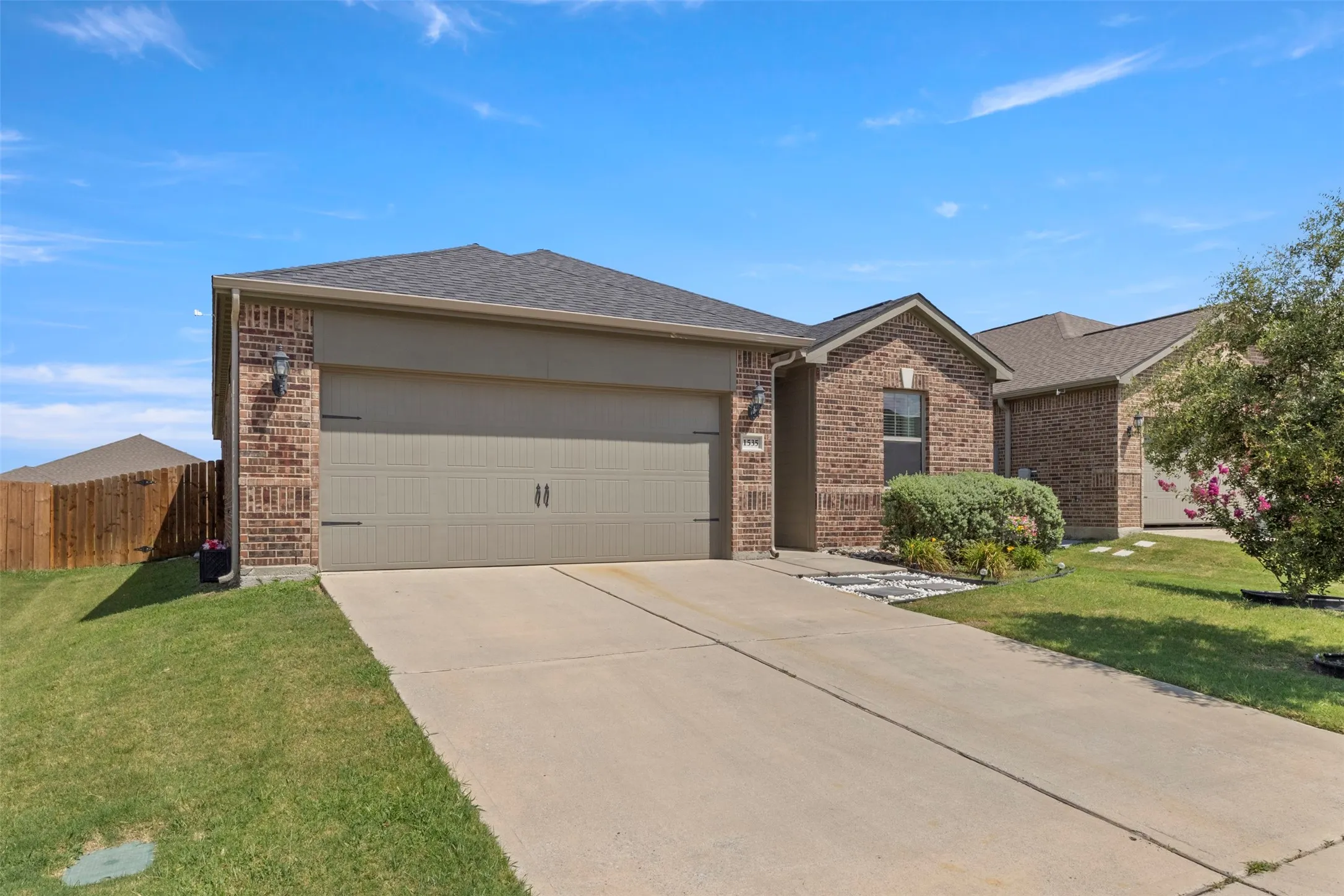 Single Family Residence For Sale in Collin County , 1535 Park Trails Boulevard, Princeton, Texas 75407, 3 Bedroom, 2 Bathroom, 2 Garage spaces, 1,619 Sqft, built in 2019, mls#21325338, Real Estate Agent in Princeton, Homes For Sale in Collin county, Homes For Sale in Princeton, Realtor in Princeton Texas, Real Estate Brokerage Independent Realty Texas, Luminita Cordes Realtor
