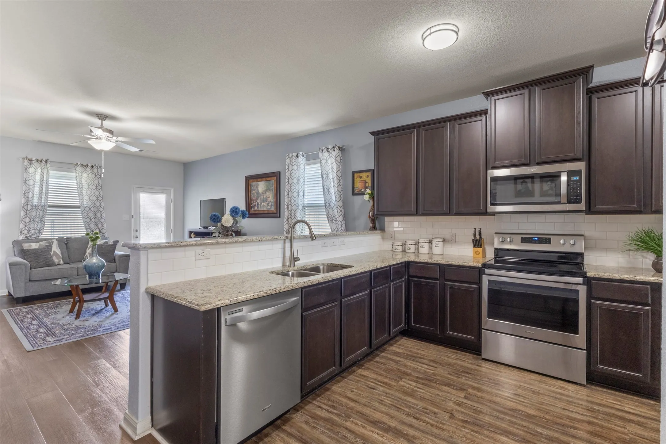 Single Family Residence For Sale in Collin County , 1535 Park Trails Boulevard, Princeton, Texas 75407, 3 Bedroom, 2 Bathroom, 2 Garage spaces, 1,619 Sqft, built in 2019, mls#21325338, Real Estate Agent in Princeton, Homes For Sale in Collin county, Homes For Sale in Princeton, Realtor in Princeton Texas, Real Estate Brokerage Independent Realty Texas, Luminita Cordes Realtor