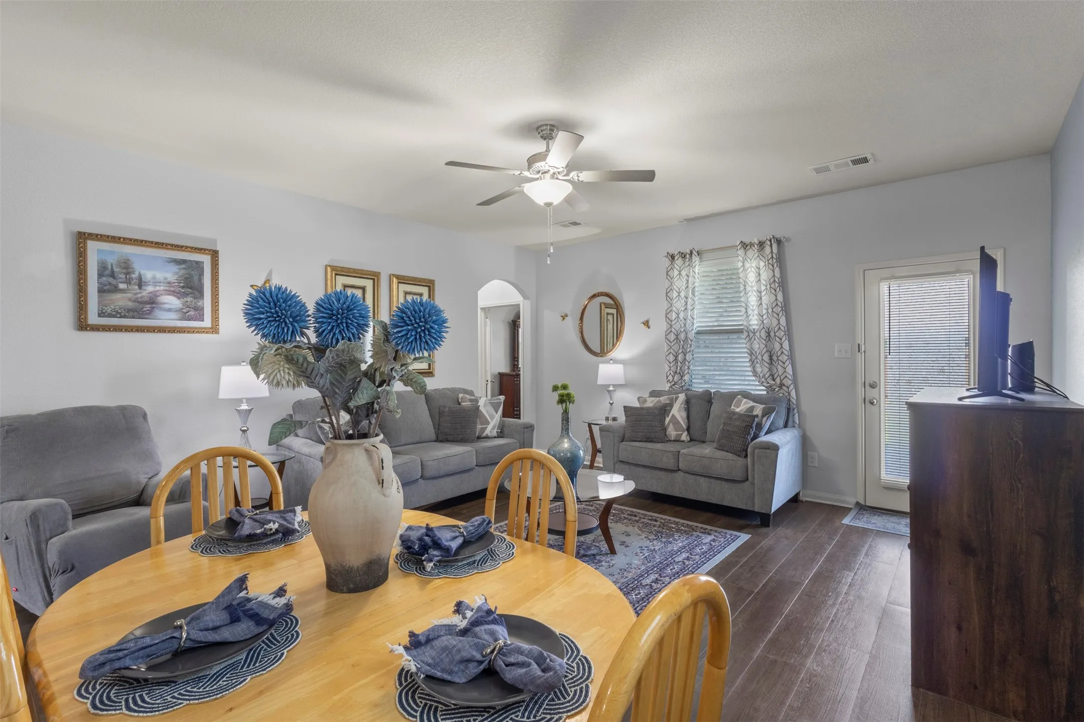 Single Family Residence For Sale in Collin County , 1535 Park Trails Boulevard, Princeton, Texas 75407, 3 Bedroom, 2 Bathroom, 2 Garage spaces, 1,619 Sqft, built in 2019, mls#21325338, Real Estate Agent in Princeton, Homes For Sale in Collin county, Homes For Sale in Princeton, Realtor in Princeton Texas, Real Estate Brokerage Independent Realty Texas, Luminita Cordes Realtor