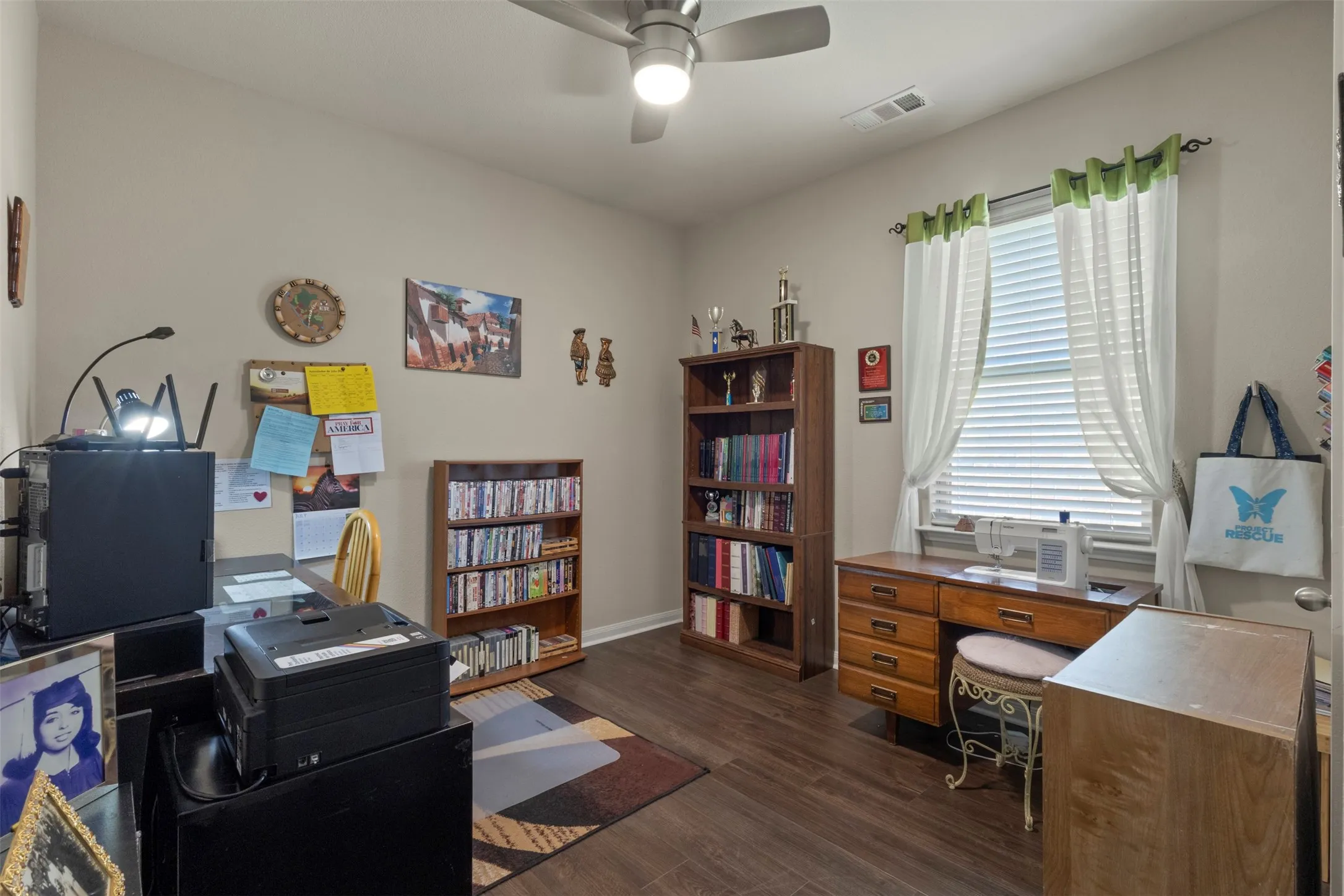 Single Family Residence For Sale in Collin County , 1535 Park Trails Boulevard, Princeton, Texas 75407, 3 Bedroom, 2 Bathroom, 2 Garage spaces, 1,619 Sqft, built in 2019, mls#21325338, Real Estate Agent in Princeton, Homes For Sale in Collin county, Homes For Sale in Princeton, Realtor in Princeton Texas, Real Estate Brokerage Independent Realty Texas, Luminita Cordes Realtor