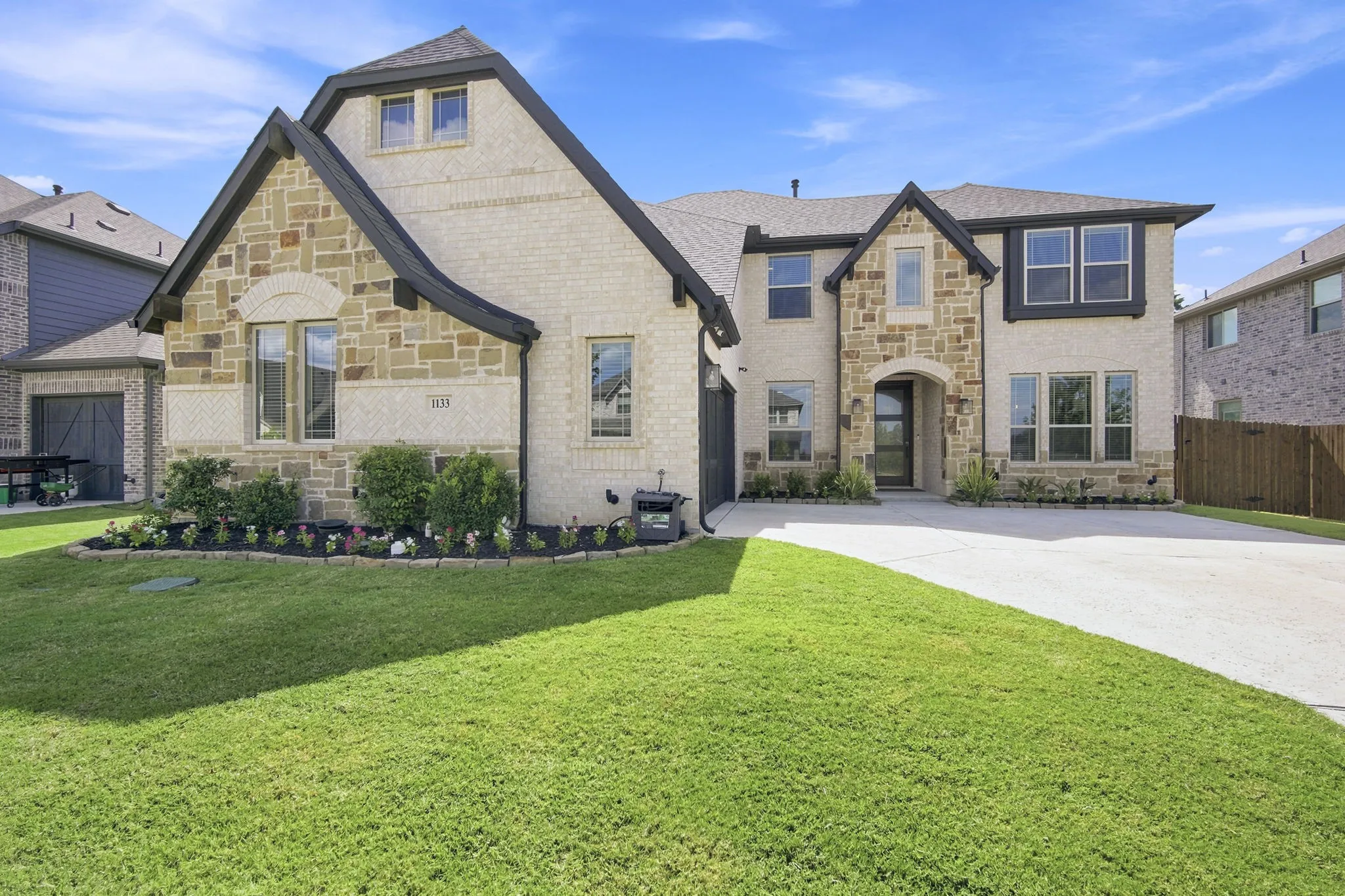 Single Family Residence For Sale in Ellis County , 1133 Cardinal Drive, Midlothian, Texas 76065, 5 Bedroom, 4 Bathroom, 2 Garage spaces, 3,483 Sqft, built in 2024, mls#21325943, Real Estate Agent in Midlothian, Homes For Sale in Ellis county, Homes For Sale in Midlothian, Realtor in Midlothian Texas, Real Estate Brokerage Independent Realty Texas, Luminita Cordes Realtor