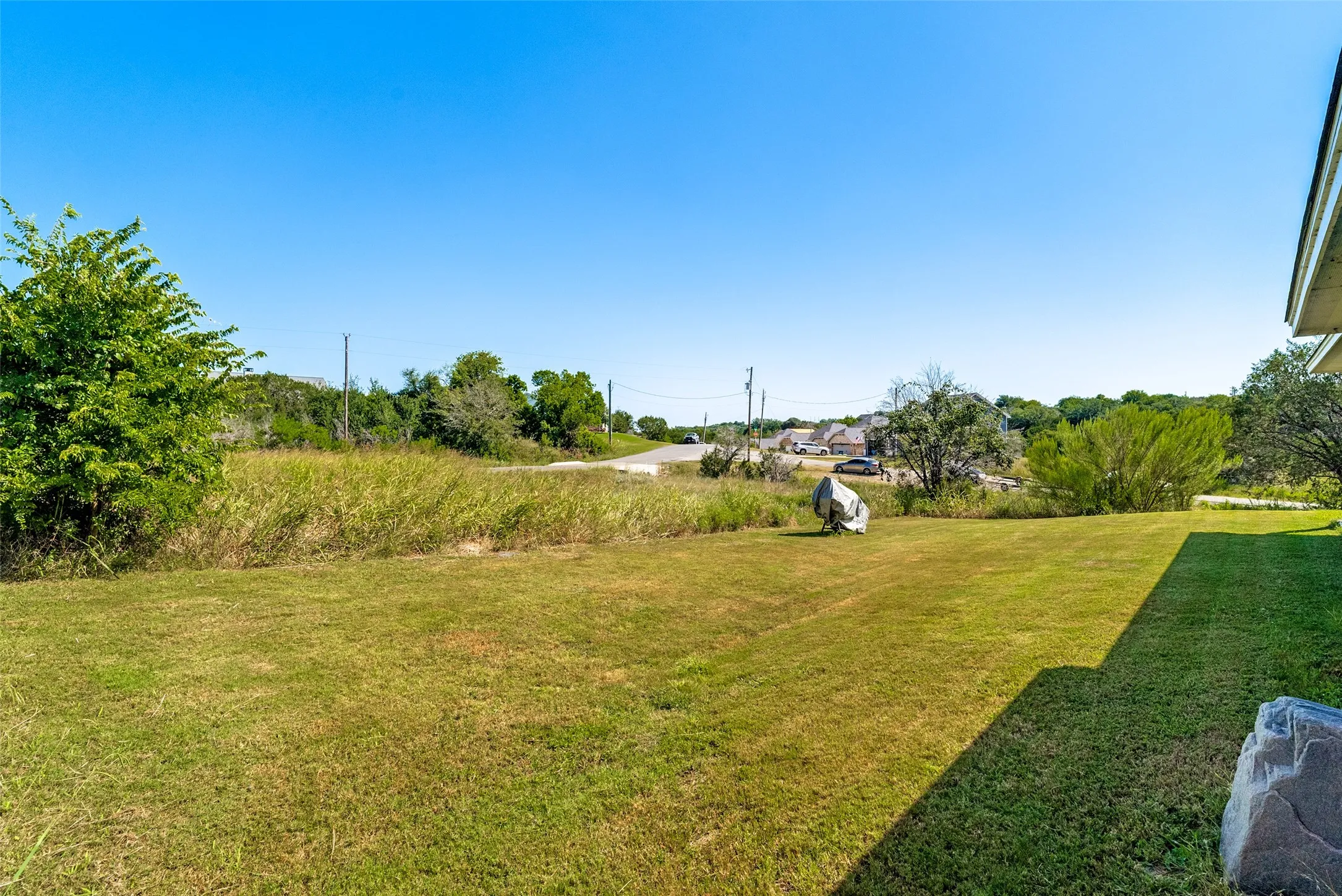 Single Family Residence For Sale in Hood County , 2128 Christine Drive, Granbury, Texas 76048, 3 Bedroom, 2 Bathroom, 2 Garage spaces, 1,844 Sqft, built in 2021, mls#21323156, Real Estate Agent in Granbury, Homes For Sale in Hood county, Homes For Sale in Granbury, Realtor in Granbury Texas, Real Estate Brokerage Independent Realty Texas, Luminita Cordes Realtor