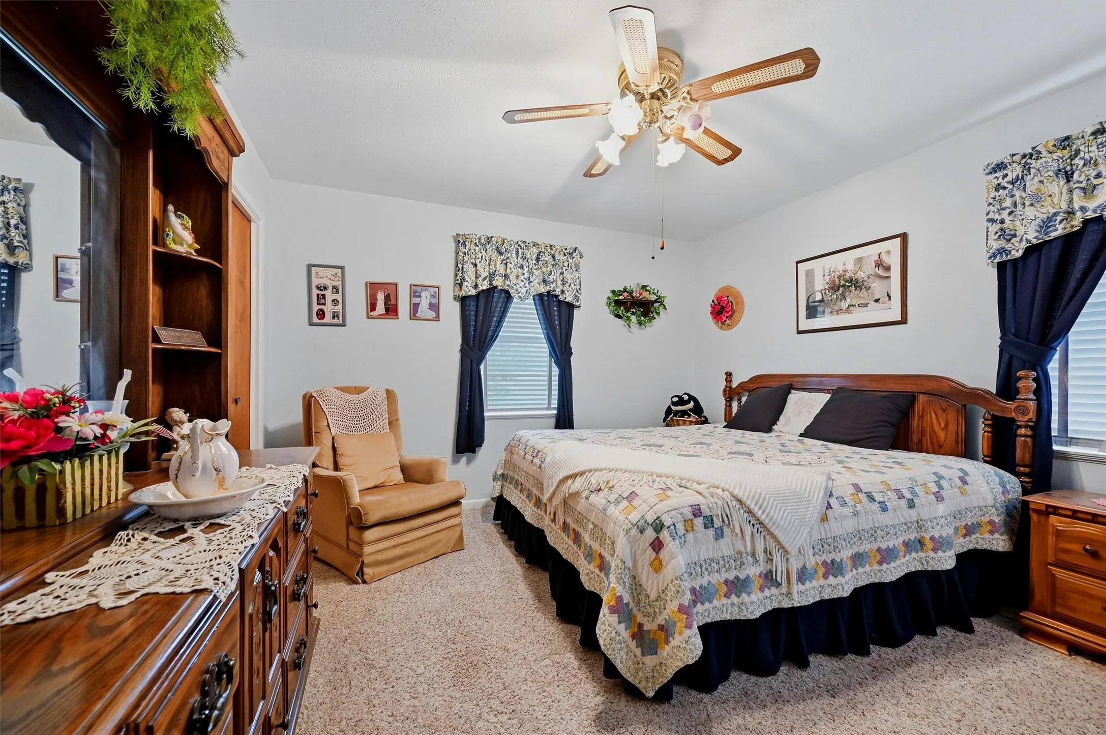 Single Family Residence For Sale in Grayson County , 3751 Hwy 289, Dorchester, Texas 75459, 3 Bedroom, 2 Bathroom, 2 Garage spaces, 1,734 Sqft, built in 1969, mls#21324741, Real Estate Agent in Dorchester, Homes For Sale in Grayson county, Homes For Sale in Dorchester, Realtor in Dorchester Texas, Real Estate Brokerage Independent Realty Texas, Luminita Cordes Realtor