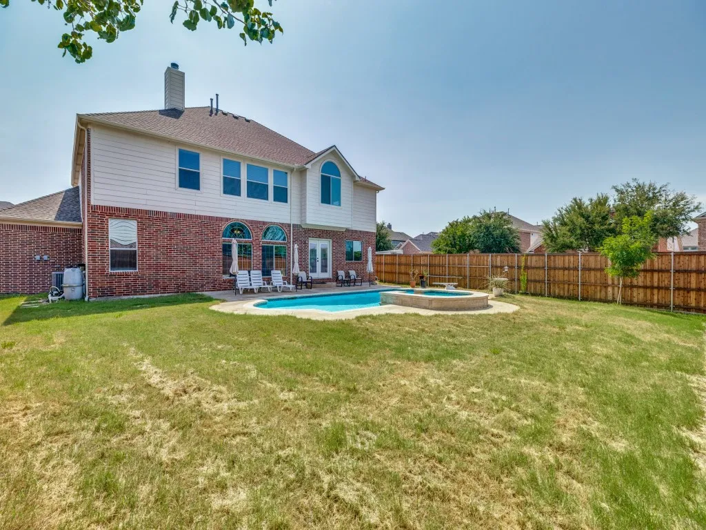 Single Family Residence For Rent in Denton County , 2965 Lakemont Drive, Little Elm, Texas 75068, 4 Bedroom, 4 Bathroom, 3 Garage spaces, 3,488 Sqft, built in 2009, mls#21318484, Real Estate Agent in Little Elm, Homes For Rent in Denton county, Homes For Rent in Little Elm, Realtor in Little Elm Texas, Real Estate Brokerage Independent Realty Texas, Luminita Cordes Realtor