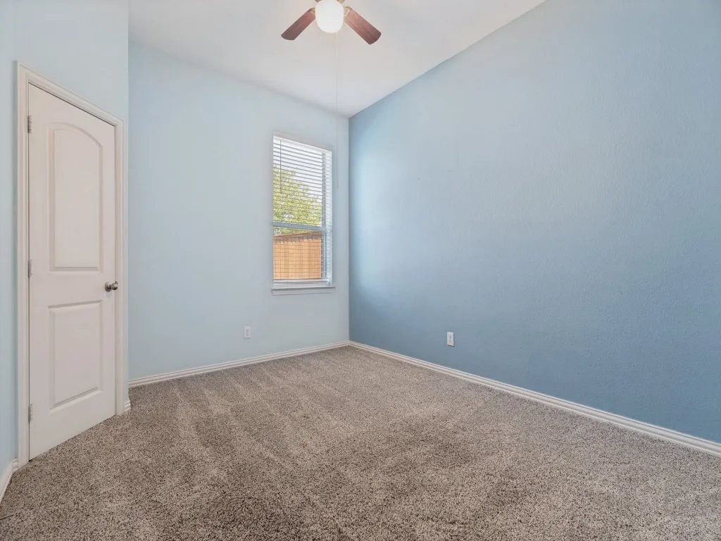 Single Family Residence For Rent in Denton County , 2965 Lakemont Drive, Little Elm, Texas 75068, 4 Bedroom, 4 Bathroom, 3 Garage spaces, 3,488 Sqft, built in 2009, mls#21318484, Real Estate Agent in Little Elm, Homes For Rent in Denton county, Homes For Rent in Little Elm, Realtor in Little Elm Texas, Real Estate Brokerage Independent Realty Texas, Luminita Cordes Realtor