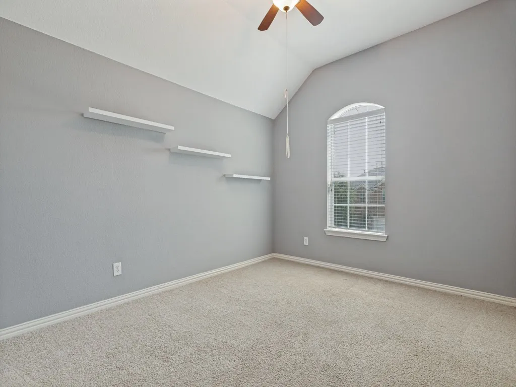 Single Family Residence For Rent in Denton County , 2965 Lakemont Drive, Little Elm, Texas 75068, 4 Bedroom, 4 Bathroom, 3 Garage spaces, 3,488 Sqft, built in 2009, mls#21318484, Real Estate Agent in Little Elm, Homes For Rent in Denton county, Homes For Rent in Little Elm, Realtor in Little Elm Texas, Real Estate Brokerage Independent Realty Texas, Luminita Cordes Realtor