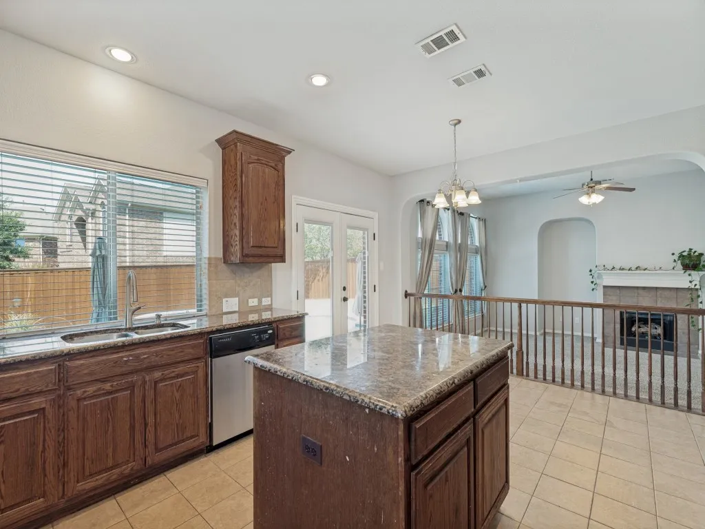 Single Family Residence For Rent in Denton County , 2965 Lakemont Drive, Little Elm, Texas 75068, 4 Bedroom, 4 Bathroom, 3 Garage spaces, 3,488 Sqft, built in 2009, mls#21318484, Real Estate Agent in Little Elm, Homes For Rent in Denton county, Homes For Rent in Little Elm, Realtor in Little Elm Texas, Real Estate Brokerage Independent Realty Texas, Luminita Cordes Realtor