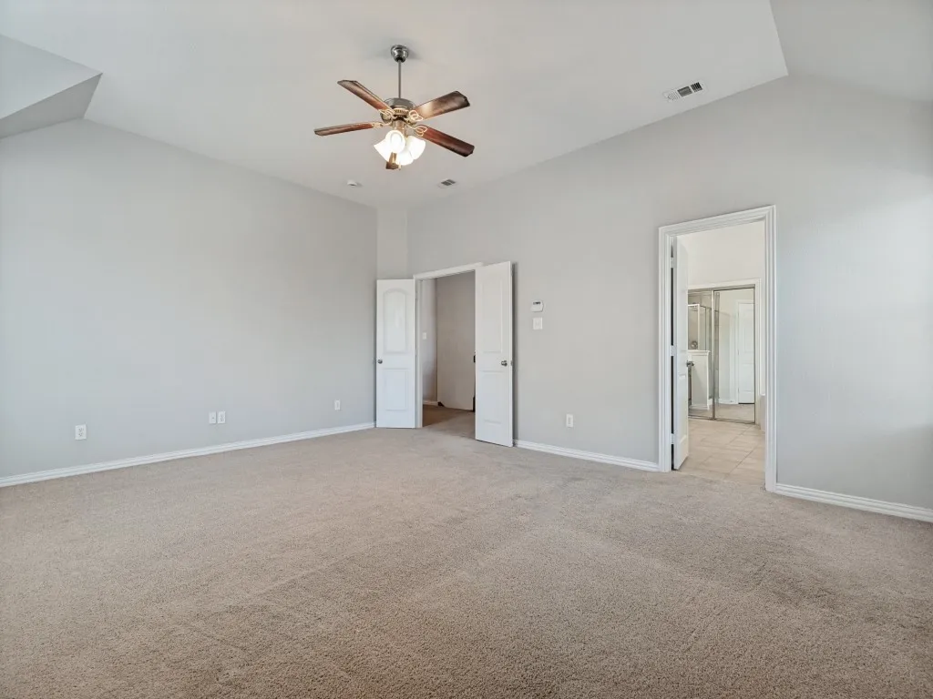 Single Family Residence For Rent in Denton County , 2965 Lakemont Drive, Little Elm, Texas 75068, 4 Bedroom, 4 Bathroom, 3 Garage spaces, 3,488 Sqft, built in 2009, mls#21318484, Real Estate Agent in Little Elm, Homes For Rent in Denton county, Homes For Rent in Little Elm, Realtor in Little Elm Texas, Real Estate Brokerage Independent Realty Texas, Luminita Cordes Realtor