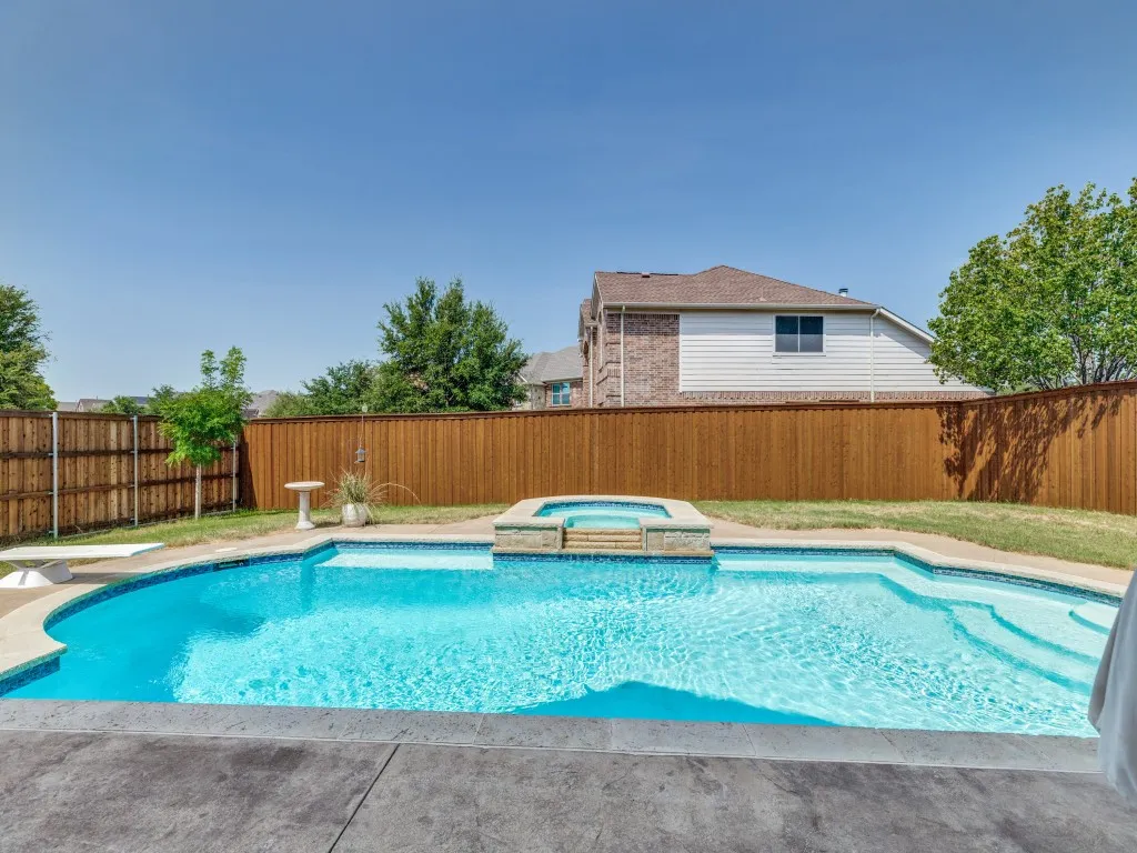 Single Family Residence For Rent in Denton County , 2965 Lakemont Drive, Little Elm, Texas 75068, 4 Bedroom, 4 Bathroom, 3 Garage spaces, 3,488 Sqft, built in 2009, mls#21318484, Real Estate Agent in Little Elm, Homes For Rent in Denton county, Homes For Rent in Little Elm, Realtor in Little Elm Texas, Real Estate Brokerage Independent Realty Texas, Luminita Cordes Realtor
