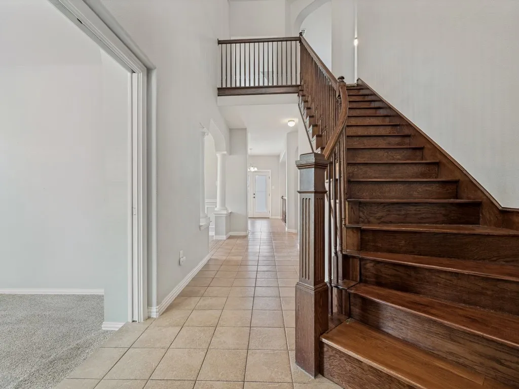 Single Family Residence For Rent in Denton County , 2965 Lakemont Drive, Little Elm, Texas 75068, 4 Bedroom, 4 Bathroom, 3 Garage spaces, 3,488 Sqft, built in 2009, mls#21318484, Real Estate Agent in Little Elm, Homes For Rent in Denton county, Homes For Rent in Little Elm, Realtor in Little Elm Texas, Real Estate Brokerage Independent Realty Texas, Luminita Cordes Realtor