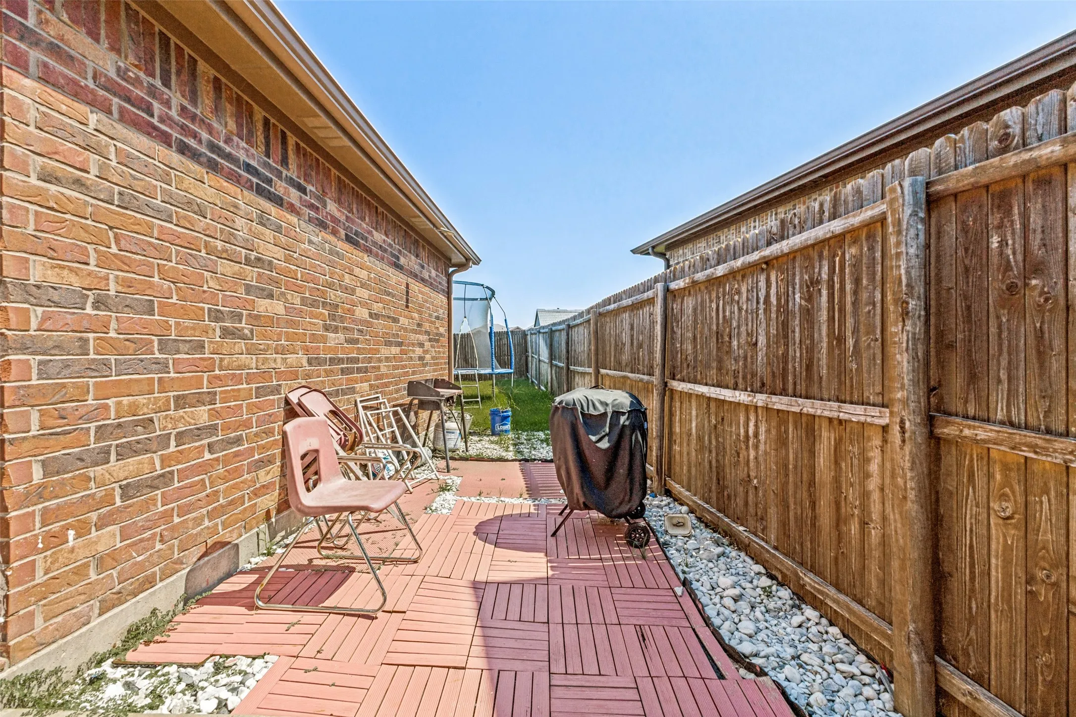 Single Family Residence For Sale in Kaufman County , 2425 Russell Street, Crandall, Texas 75114, 3 Bedroom, 2 Bathroom, 2 Garage spaces, 1,522 Sqft, built in 2020, mls#21281628, Real Estate Agent in Crandall, Homes For Sale in Kaufman county, Homes For Sale in Crandall, Realtor in Crandall Texas, Real Estate Brokerage Independent Realty Texas, Luminita Cordes Realtor