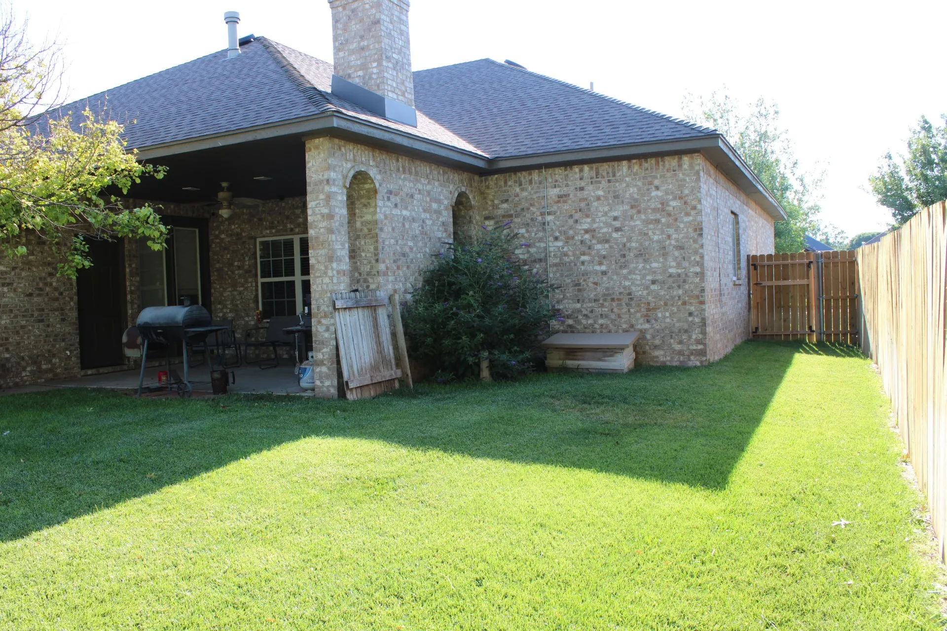 Single Family Residence For Sale in Randall County , 6502 Dominion Street, Amarillo, Texas 79119, 3 Bedrooms, 2 Bathrooms, 2 Garage spaces, 2,119 Sqft, built in 2008, Price $349,900, mls#21325869, Real Estate Agent in Amarillo, Homes For Sale in Randall county, Homes For Sale in Amarillo, Realtor in Amarillo Texas, Real Estate Brokerage Independent Realty Texas, Luminita Cordes Realtor