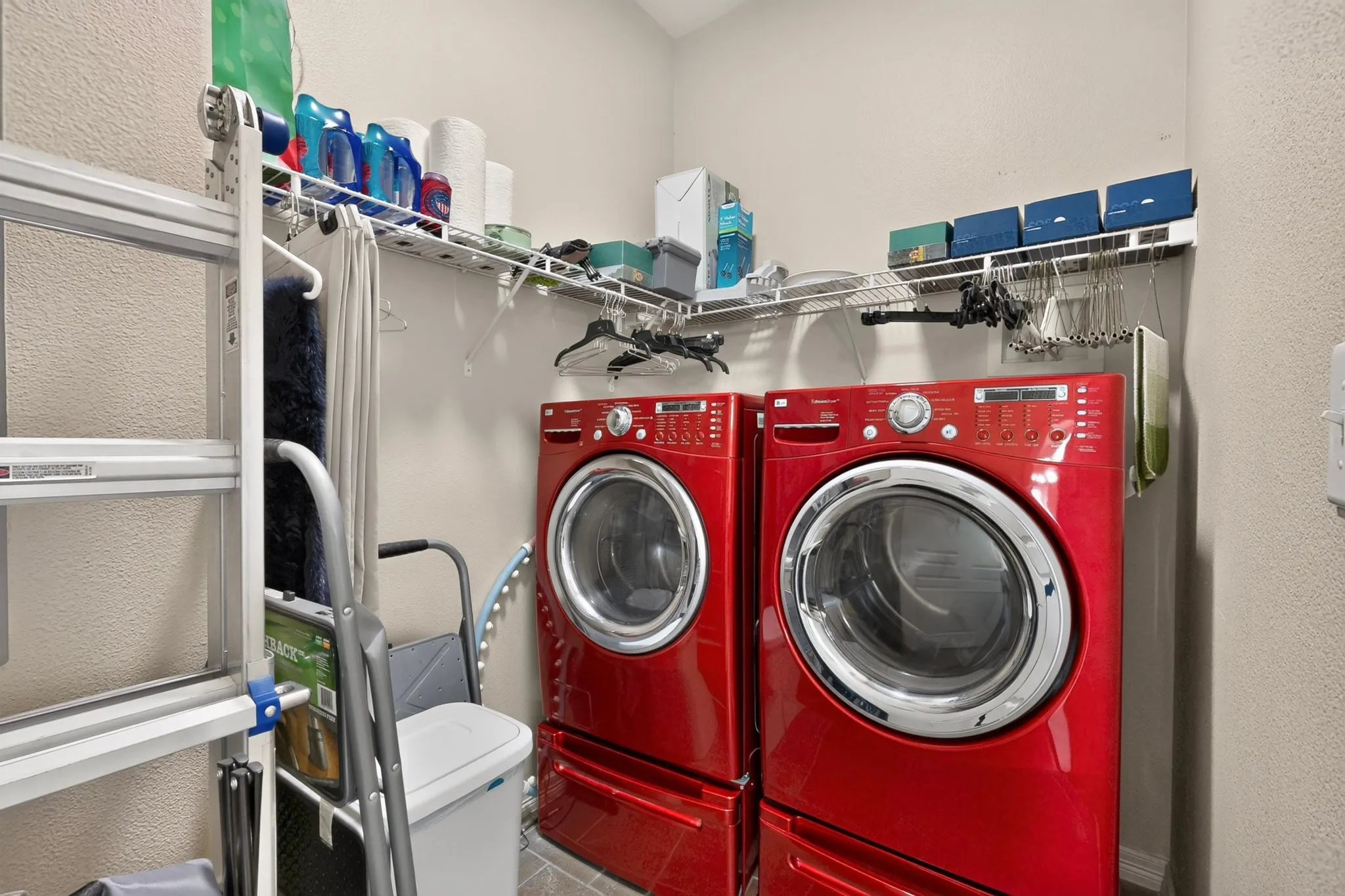 Condominium For Sale in Dallas County , 330 Las Colinas Boulevard E 1304, Irving, Texas 75039, 3 Bedroom, 2 Bathroom, 2 Garage spaces, 1,711 Sqft, built in 2001, mls#21325896, Real Estate Agent in Irving, Homes For Sale in Dallas county, Homes For Sale in Irving, Realtor in Irving Texas, Real Estate Brokerage Independent Realty Texas, Luminita Cordes Realtor