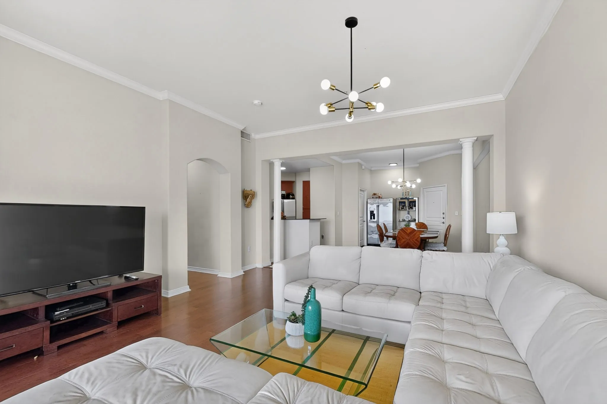 Condominium For Sale in Dallas County , 330 Las Colinas Boulevard E 1304, Irving, Texas 75039, 3 Bedroom, 2 Bathroom, 2 Garage spaces, 1,711 Sqft, built in 2001, mls#21325896, Real Estate Agent in Irving, Homes For Sale in Dallas county, Homes For Sale in Irving, Realtor in Irving Texas, Real Estate Brokerage Independent Realty Texas, Luminita Cordes Realtor