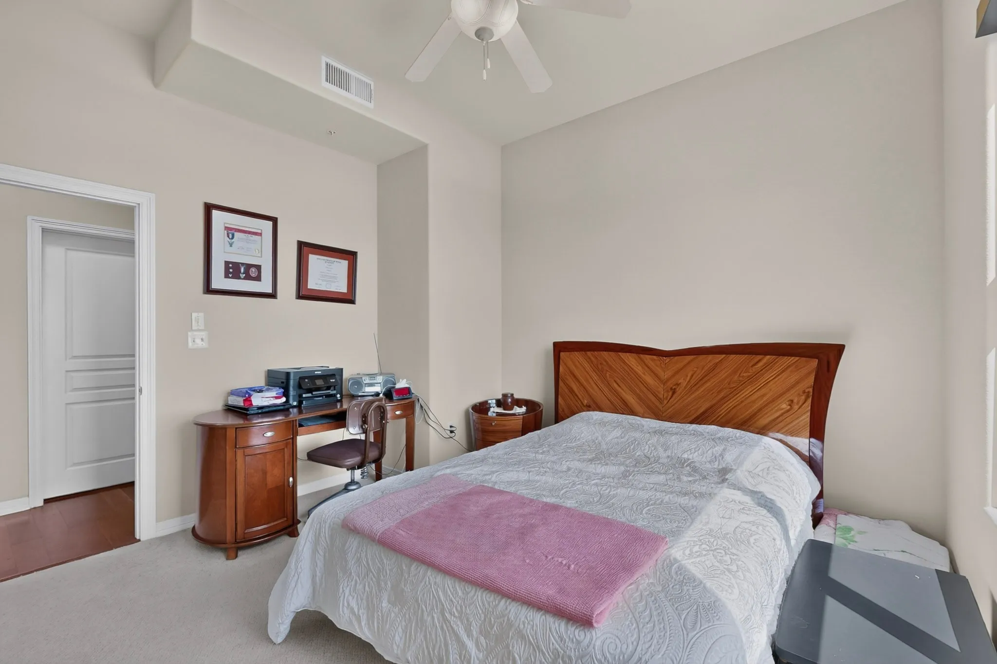Condominium For Sale in Dallas County , 330 Las Colinas Boulevard E 1304, Irving, Texas 75039, 3 Bedroom, 2 Bathroom, 2 Garage spaces, 1,711 Sqft, built in 2001, mls#21325896, Real Estate Agent in Irving, Homes For Sale in Dallas county, Homes For Sale in Irving, Realtor in Irving Texas, Real Estate Brokerage Independent Realty Texas, Luminita Cordes Realtor
