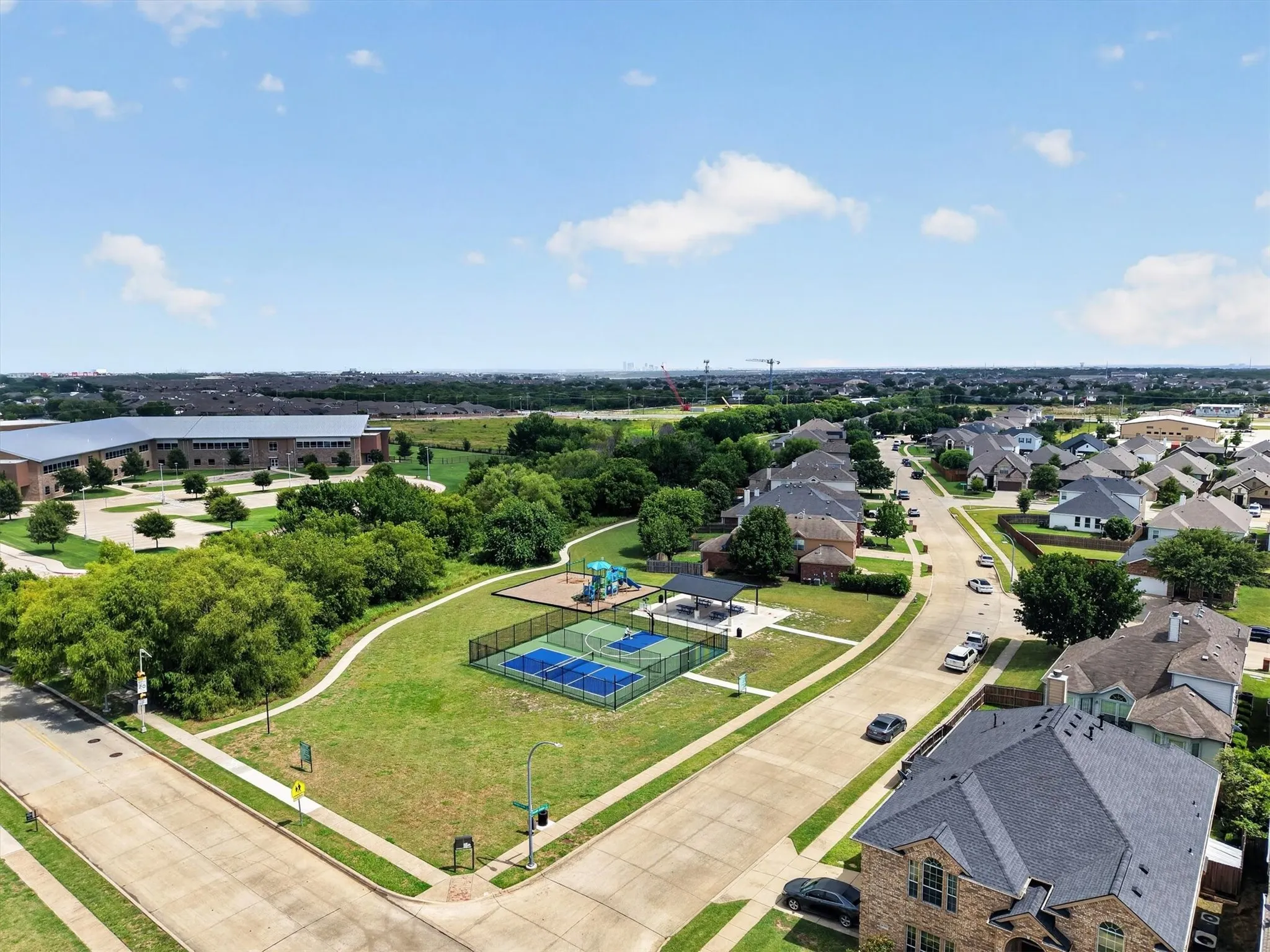 Single Family Residence For Sale in Tarrant County , 6317 Eagles Rest Drive, Fort Worth, Texas 76179, 4 Bedroom, 4 Bathroom, 2 Garage spaces, 3,835 Sqft, built in 2006, mls#21316670, Real Estate Agent in Fort Worth, Homes For Sale in Tarrant county, Homes For Sale in Fort Worth, Realtor in Fort Worth Texas, Real Estate Brokerage Independent Realty Texas, Luminita Cordes Realtor