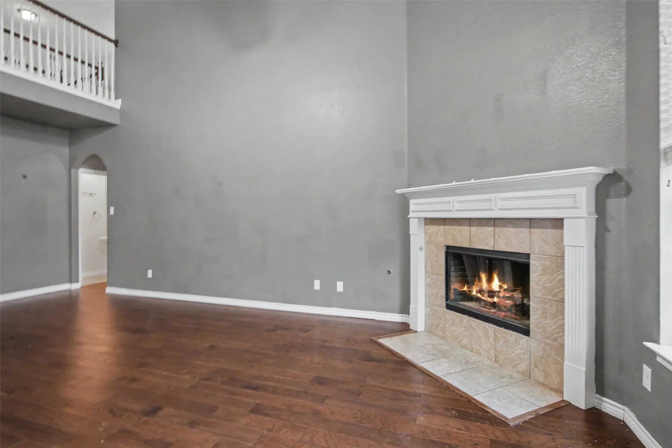Single Family Residence For Sale in Tarrant County , 6317 Eagles Rest Drive, Fort Worth, Texas 76179, 4 Bedroom, 4 Bathroom, 2 Garage spaces, 3,835 Sqft, built in 2006, mls#21316670, Real Estate Agent in Fort Worth, Homes For Sale in Tarrant county, Homes For Sale in Fort Worth, Realtor in Fort Worth Texas, Real Estate Brokerage Independent Realty Texas, Luminita Cordes Realtor