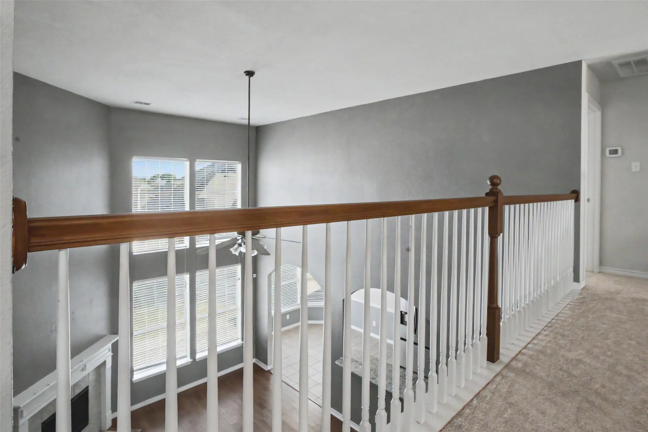Single Family Residence For Sale in Tarrant County , 6317 Eagles Rest Drive, Fort Worth, Texas 76179, 4 Bedroom, 4 Bathroom, 2 Garage spaces, 3,835 Sqft, built in 2006, mls#21316670, Real Estate Agent in Fort Worth, Homes For Sale in Tarrant county, Homes For Sale in Fort Worth, Realtor in Fort Worth Texas, Real Estate Brokerage Independent Realty Texas, Luminita Cordes Realtor