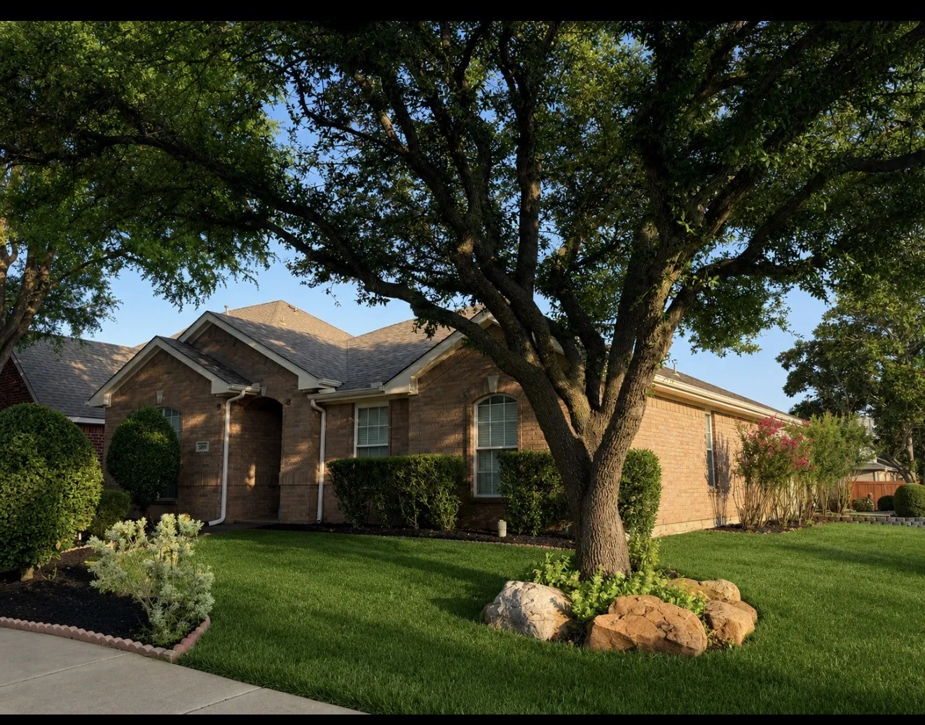 Single Family Residence For Sale in Collin County , 5109 Spicewood Drive, Mc Kinney, Texas 75070, 3 Bedroom, 2 Bathroom, 2 Garage spaces, 1,955 Sqft, built in 2001, mls#21326360, Real Estate Agent in Mc Kinney, Homes For Sale in Collin county, Homes For Sale in Mc Kinney, Realtor in Mc Kinney Texas, Real Estate Brokerage Independent Realty Texas, Luminita Cordes Realtor