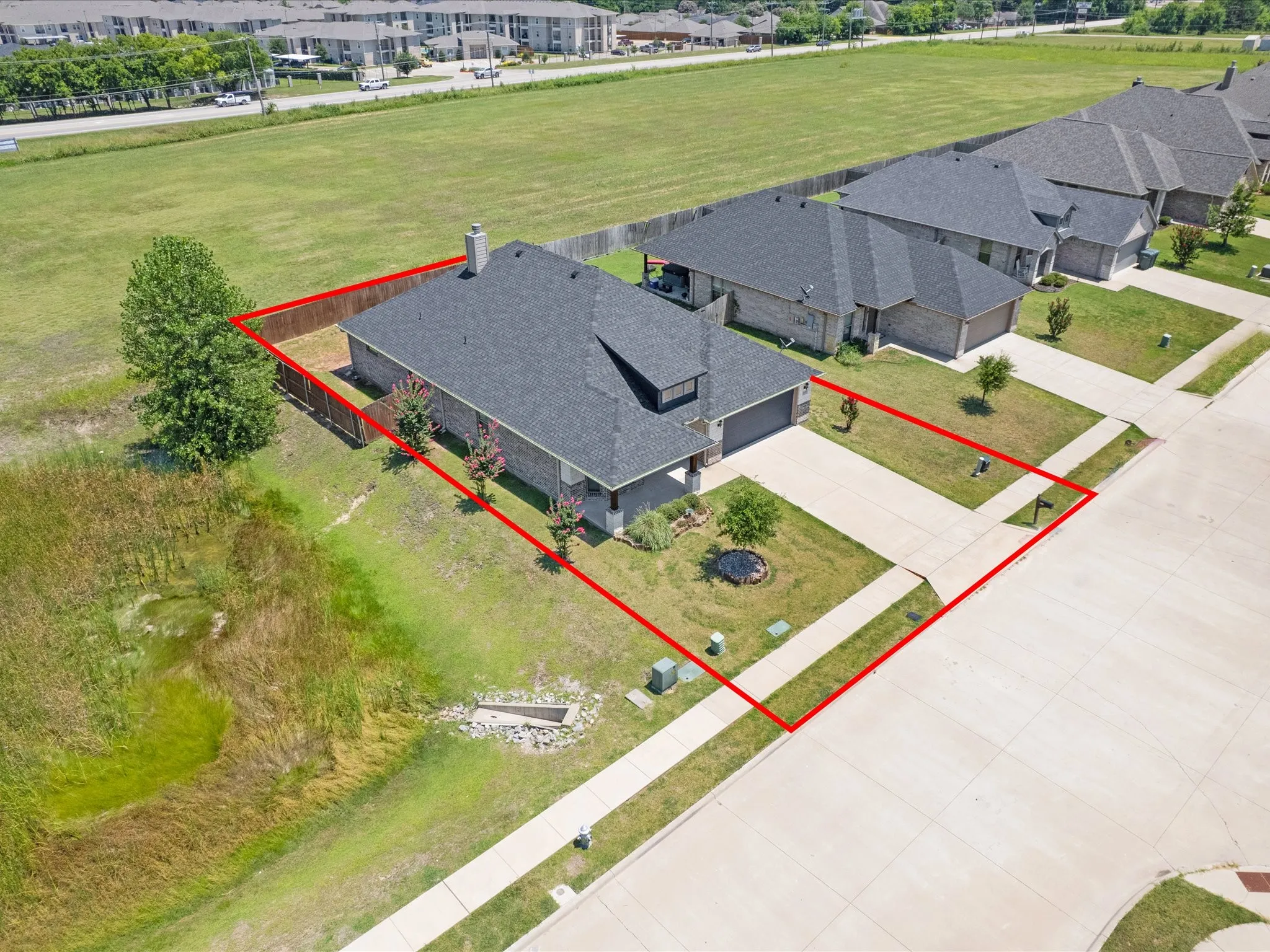 Single Family Residence For Sale in Grayson County , 1105 Del Mar Drive, Sherman, Texas 75092, 4 Bedroom, 2 Bathroom, 2 Garage spaces, 2,133 Sqft, built in 2020, mls#21323477, Real Estate Agent in Sherman, Homes For Sale in Grayson county, Homes For Sale in Sherman, Realtor in Sherman Texas, Real Estate Brokerage Independent Realty Texas, Luminita Cordes Realtor