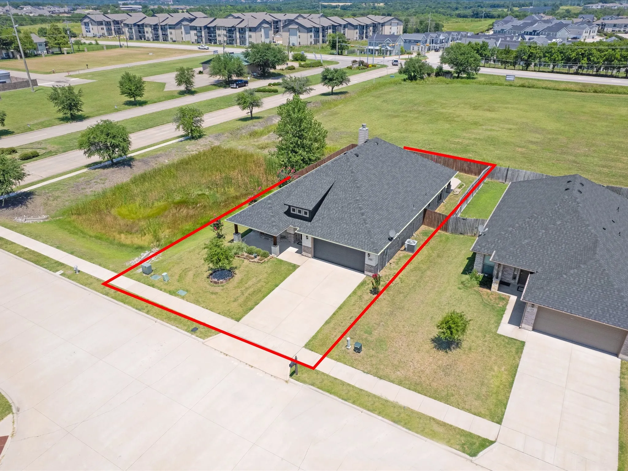 Single Family Residence For Sale in Grayson County , 1105 Del Mar Drive, Sherman, Texas 75092, 4 Bedroom, 2 Bathroom, 2 Garage spaces, 2,133 Sqft, built in 2020, mls#21323477, Real Estate Agent in Sherman, Homes For Sale in Grayson county, Homes For Sale in Sherman, Realtor in Sherman Texas, Real Estate Brokerage Independent Realty Texas, Luminita Cordes Realtor