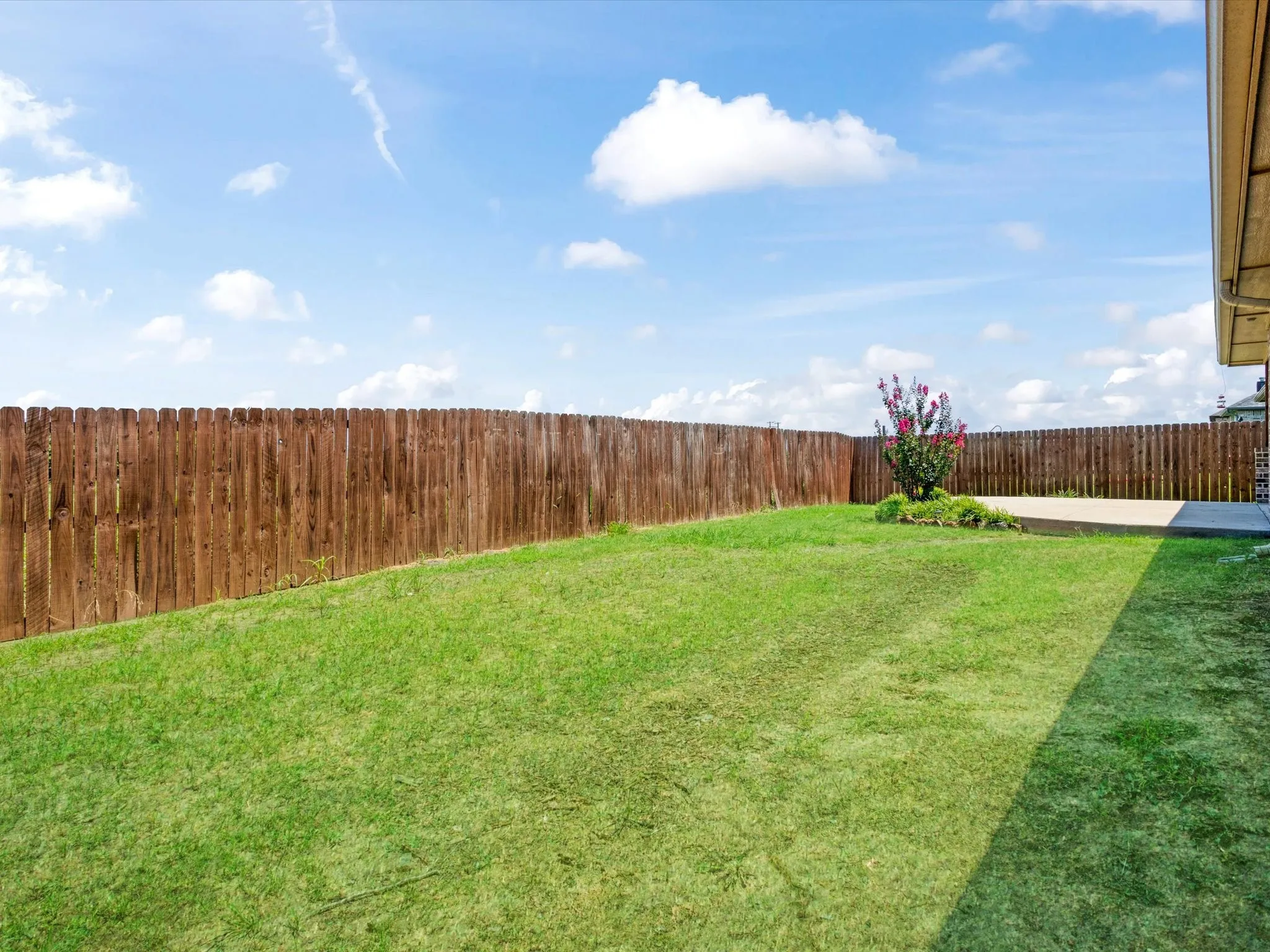 Single Family Residence For Sale in Grayson County , 1105 Del Mar Drive, Sherman, Texas 75092, 4 Bedroom, 2 Bathroom, 2 Garage spaces, 2,133 Sqft, built in 2020, mls#21323477, Real Estate Agent in Sherman, Homes For Sale in Grayson county, Homes For Sale in Sherman, Realtor in Sherman Texas, Real Estate Brokerage Independent Realty Texas, Luminita Cordes Realtor