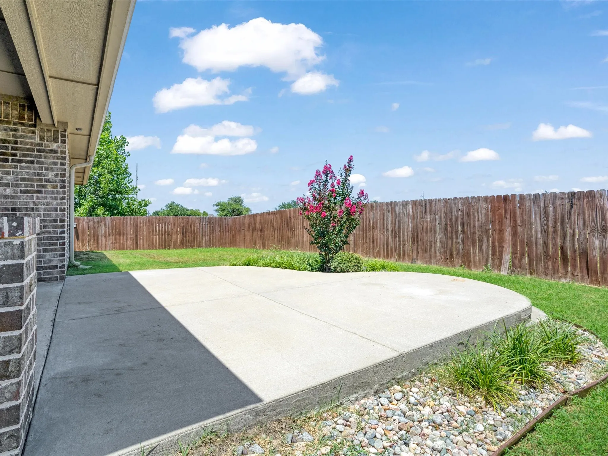 Single Family Residence For Sale in Grayson County , 1105 Del Mar Drive, Sherman, Texas 75092, 4 Bedroom, 2 Bathroom, 2 Garage spaces, 2,133 Sqft, built in 2020, mls#21323477, Real Estate Agent in Sherman, Homes For Sale in Grayson county, Homes For Sale in Sherman, Realtor in Sherman Texas, Real Estate Brokerage Independent Realty Texas, Luminita Cordes Realtor