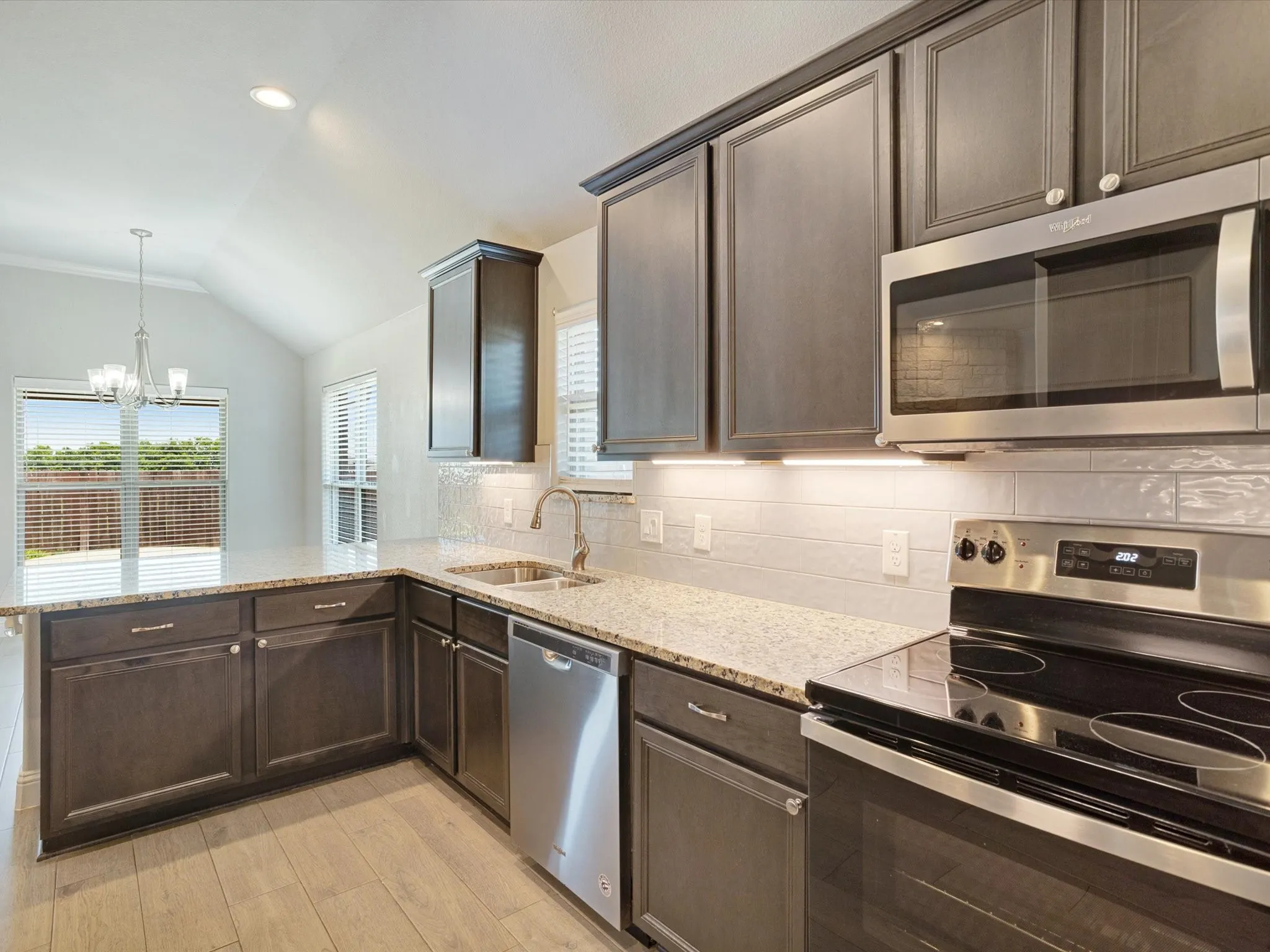 Single Family Residence For Sale in Grayson County , 1105 Del Mar Drive, Sherman, Texas 75092, 4 Bedroom, 2 Bathroom, 2 Garage spaces, 2,133 Sqft, built in 2020, mls#21323477, Real Estate Agent in Sherman, Homes For Sale in Grayson county, Homes For Sale in Sherman, Realtor in Sherman Texas, Real Estate Brokerage Independent Realty Texas, Luminita Cordes Realtor