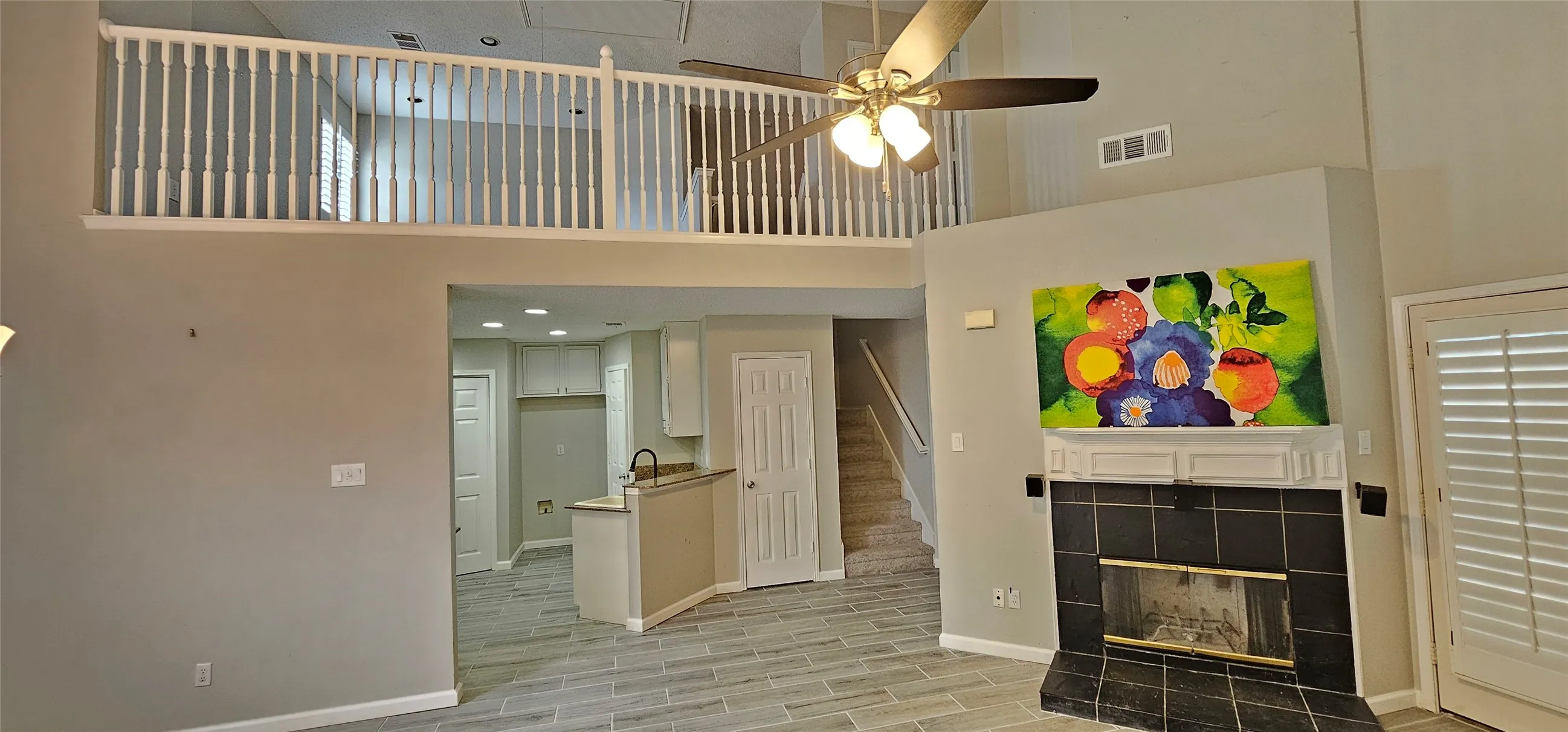 Single Family Residence For Rent in Dallas County , 2956 S Bend Drive, Dallas, Texas 75229, 3 Bedroom, 2 Bathroom, 2 Garage spaces, 1,820 Sqft, built in 1994, mls#21326437, Real Estate Agent in Dallas, Homes For Rent in Dallas county, Homes For Rent in Dallas, Realtor in Dallas Texas, Real Estate Brokerage Independent Realty Texas, Luminita Cordes Realtor