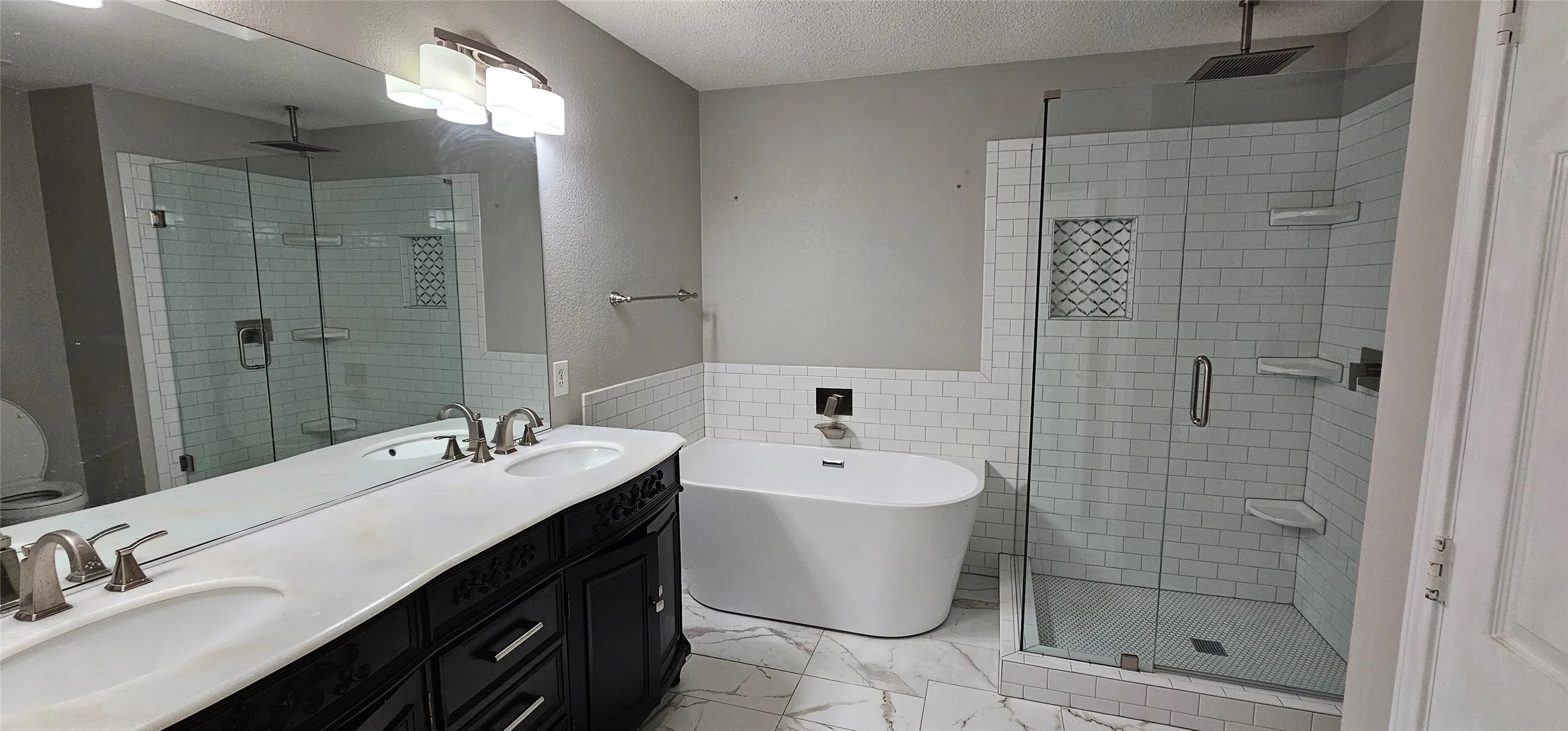 Single Family Residence For Rent in Dallas County , 2956 S Bend Drive, Dallas, Texas 75229, 3 Bedroom, 2 Bathroom, 2 Garage spaces, 1,820 Sqft, built in 1994, mls#21326437, Real Estate Agent in Dallas, Homes For Rent in Dallas county, Homes For Rent in Dallas, Realtor in Dallas Texas, Real Estate Brokerage Independent Realty Texas, Luminita Cordes Realtor