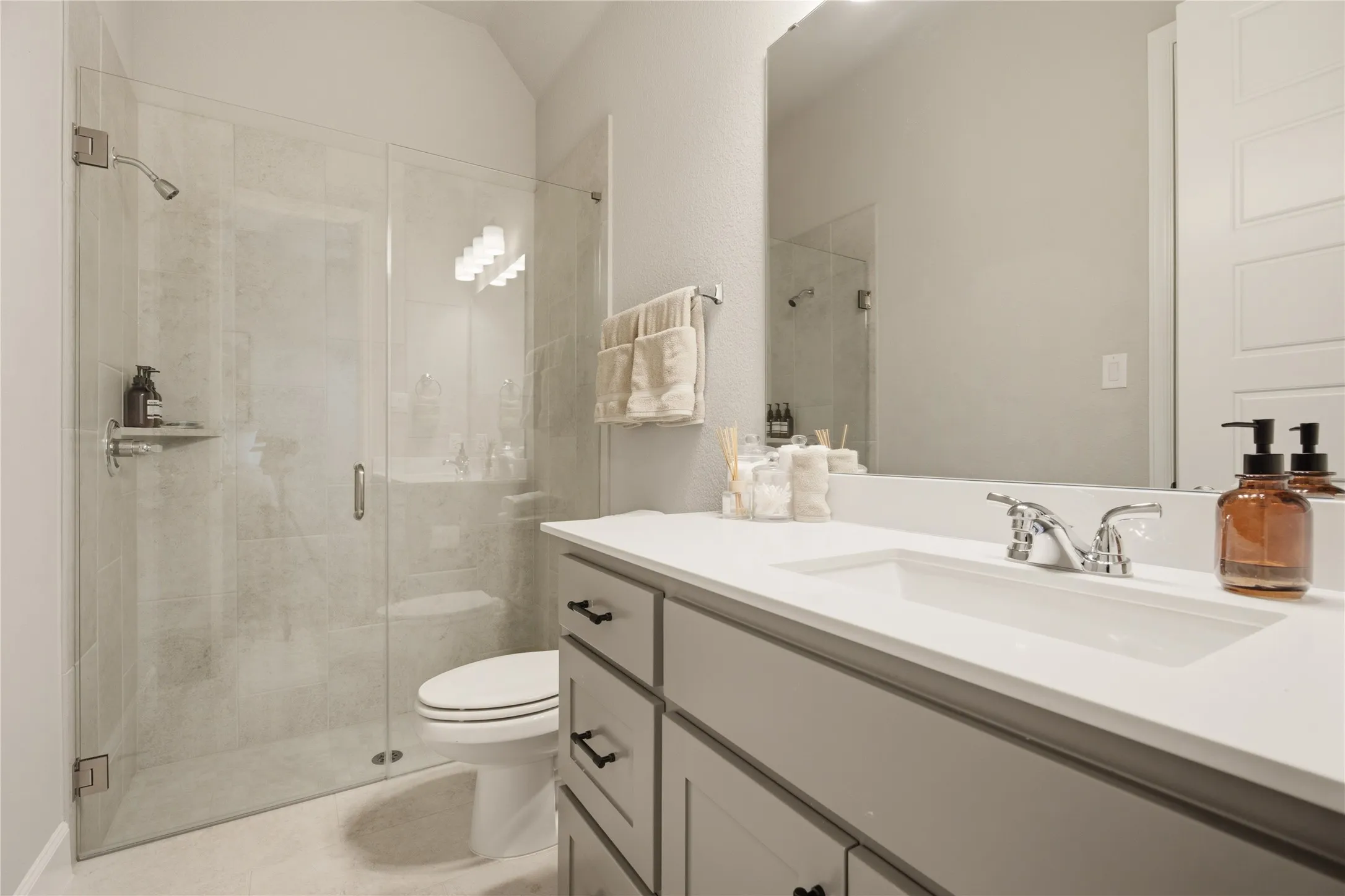 Single Family Residence For Sale in Collin County , 2320 Macy Way, Prosper, Texas 75078, 4 Bedroom, 3 Bathroom, 3 Garage spaces, 2,525 Sqft, built in 2023, mls#21305038, Real Estate Agent in Prosper, Homes For Sale in Collin county, Homes For Sale in Prosper, Realtor in Prosper Texas, Real Estate Brokerage Independent Realty Texas, Luminita Cordes Realtor