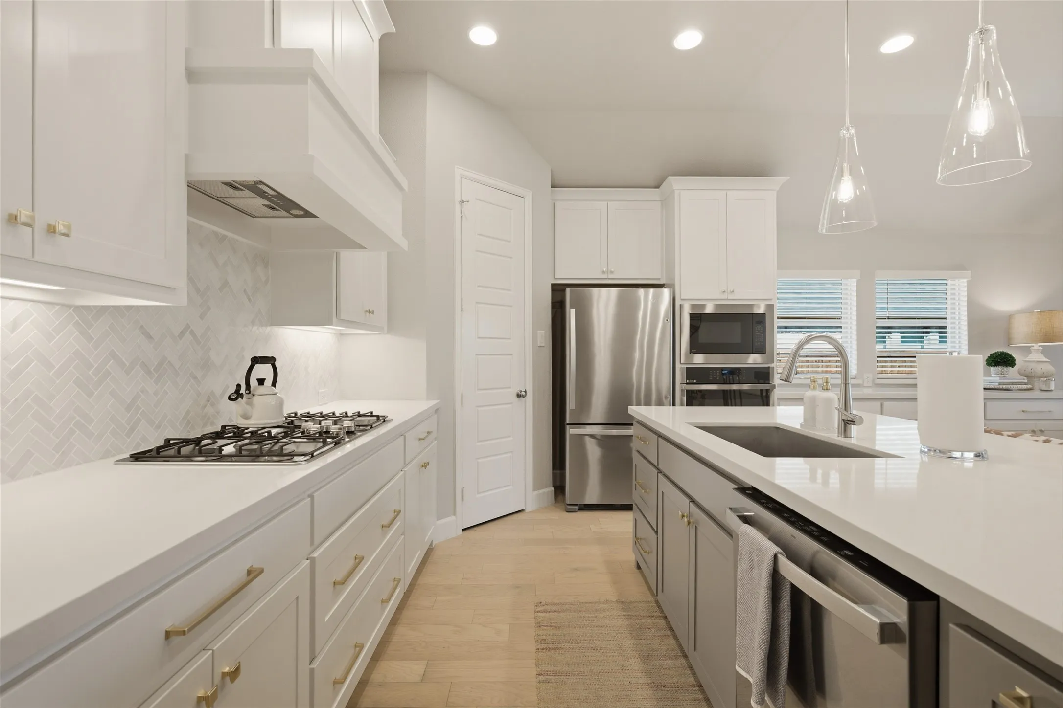 Single Family Residence For Sale in Collin County , 2320 Macy Way, Prosper, Texas 75078, 4 Bedroom, 3 Bathroom, 3 Garage spaces, 2,525 Sqft, built in 2023, mls#21305038, Real Estate Agent in Prosper, Homes For Sale in Collin county, Homes For Sale in Prosper, Realtor in Prosper Texas, Real Estate Brokerage Independent Realty Texas, Luminita Cordes Realtor
