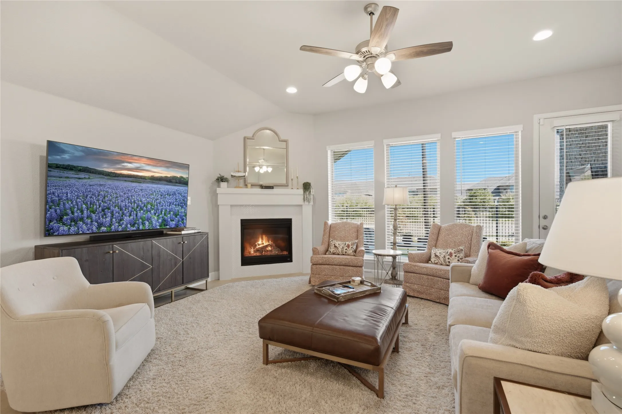 Single Family Residence For Sale in Collin County , 2320 Macy Way, Prosper, Texas 75078, 4 Bedroom, 3 Bathroom, 3 Garage spaces, 2,525 Sqft, built in 2023, mls#21305038, Real Estate Agent in Prosper, Homes For Sale in Collin county, Homes For Sale in Prosper, Realtor in Prosper Texas, Real Estate Brokerage Independent Realty Texas, Luminita Cordes Realtor