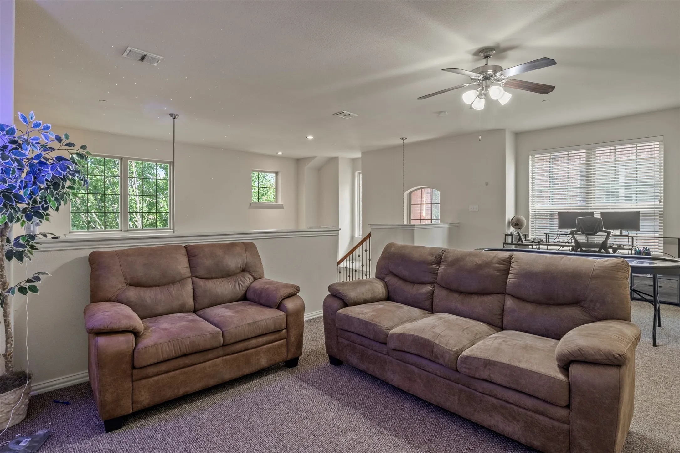 Townhouse For Sale in Dallas County , 8712 Iron Horse Drive, Irving, Texas 75063, 3 Bedroom, 3 Bathroom, 2 Garage spaces, 1,931 Sqft, built in 2008, mls#21326373, Real Estate Agent in Irving, Homes For Sale in Dallas county, Homes For Sale in Irving, Realtor in Irving Texas, Real Estate Brokerage Independent Realty Texas, Luminita Cordes Realtor