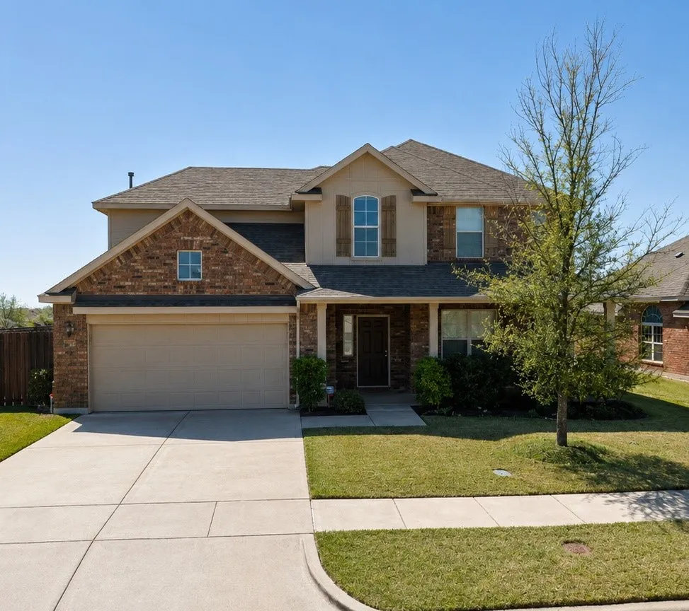 Single Family Residence For Sale in Tarrant County , 600 Beeman Drive, Arlington, Texas 76002, 4 Bedroom, 3 Bathroom, 2 Garage spaces, 2,751 Sqft, built in 2005, mls#21322601, Real Estate Agent in Arlington, Homes For Sale in Tarrant county, Homes For Sale in Arlington, Realtor in Arlington Texas, Real Estate Brokerage Independent Realty Texas, Luminita Cordes Realtor