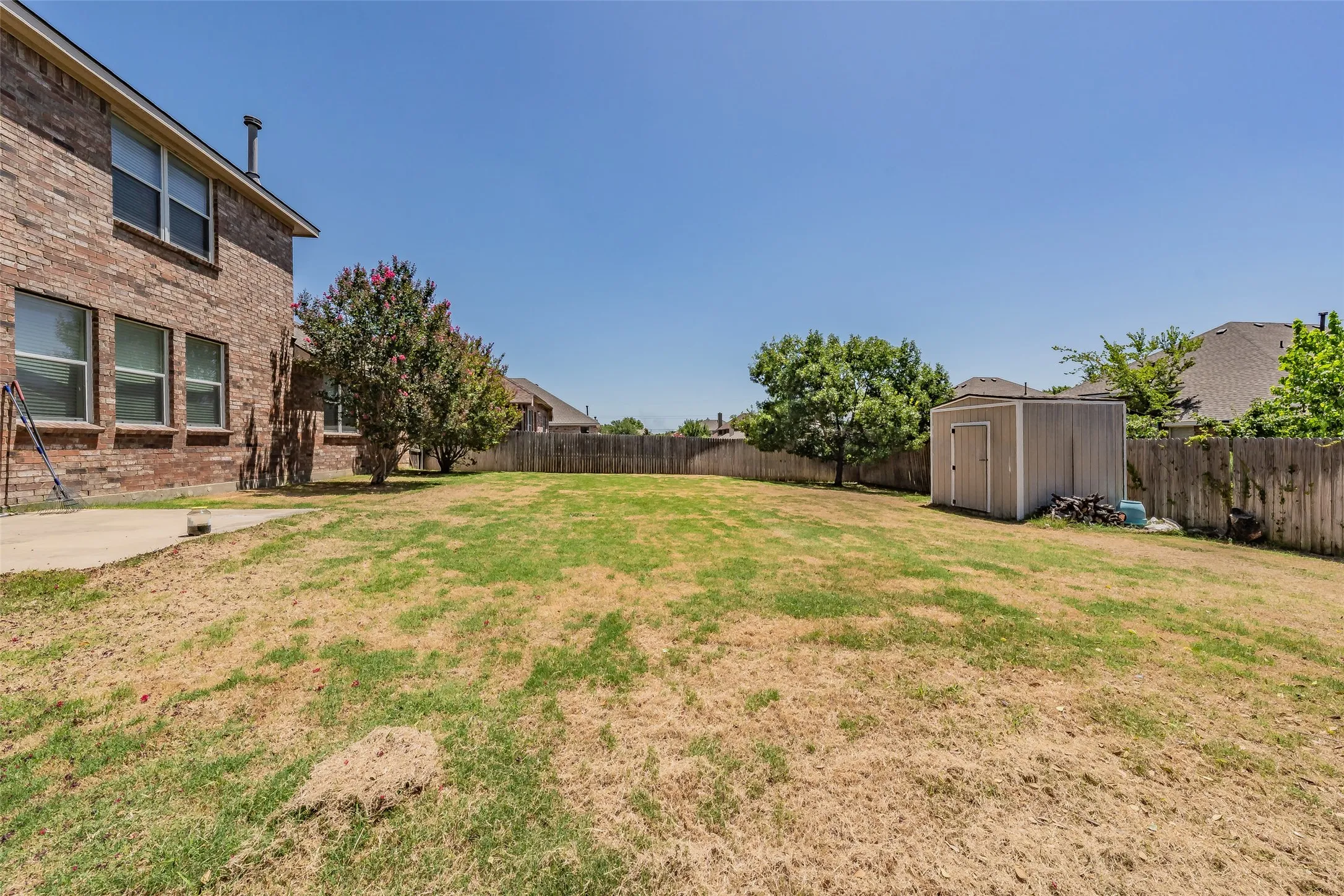 Single Family Residence For Sale in Tarrant County , 600 Beeman Drive, Arlington, Texas 76002, 4 Bedroom, 3 Bathroom, 2 Garage spaces, 2,751 Sqft, built in 2005, mls#21322601, Real Estate Agent in Arlington, Homes For Sale in Tarrant county, Homes For Sale in Arlington, Realtor in Arlington Texas, Real Estate Brokerage Independent Realty Texas, Luminita Cordes Realtor
