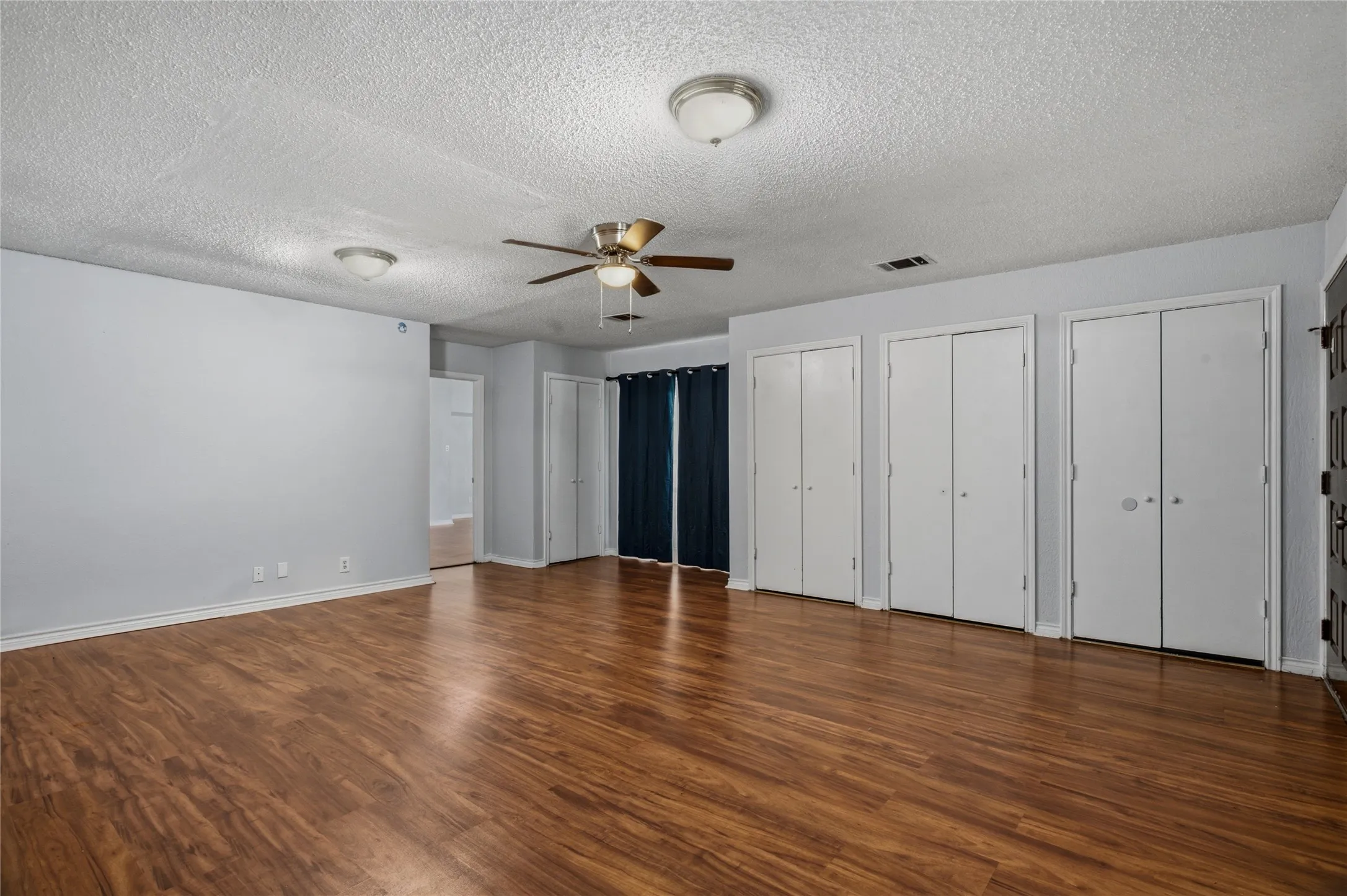 Single Family Residence For Rent in Denton County , 1518 Camelia Drive, Lewisville, Texas 75067, 4 Bedroom, 2 Bathroom, Garage spaces, 1,528 Sqft, built in 1973, mls#21326464, Real Estate Agent in Lewisville, Homes For Rent in Denton county, Homes For Rent in Lewisville, Realtor in Lewisville Texas, Real Estate Brokerage Independent Realty Texas, Luminita Cordes Realtor