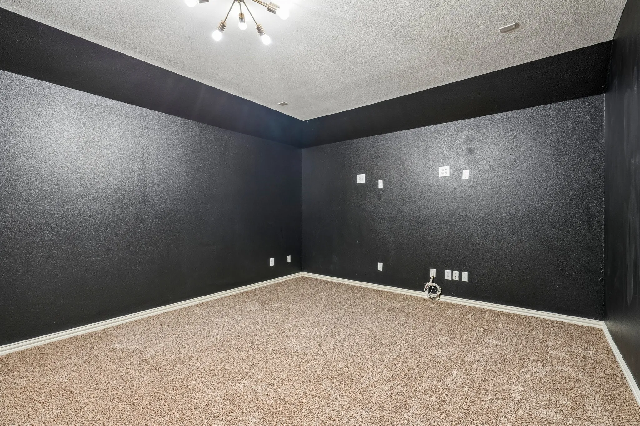 Single Family Residence For Sale in Rockwall County , 1150 Waterwood Circle, Rockwall, Texas 75087, 4 Bedroom, 4 Bathroom, 3 Garage spaces, 2,997 Sqft, built in 2005, mls#21324056, Real Estate Agent in Rockwall, Homes For Sale in Rockwall county, Homes For Sale in Rockwall, Realtor in Rockwall Texas, Real Estate Brokerage Independent Realty Texas, Luminita Cordes Realtor