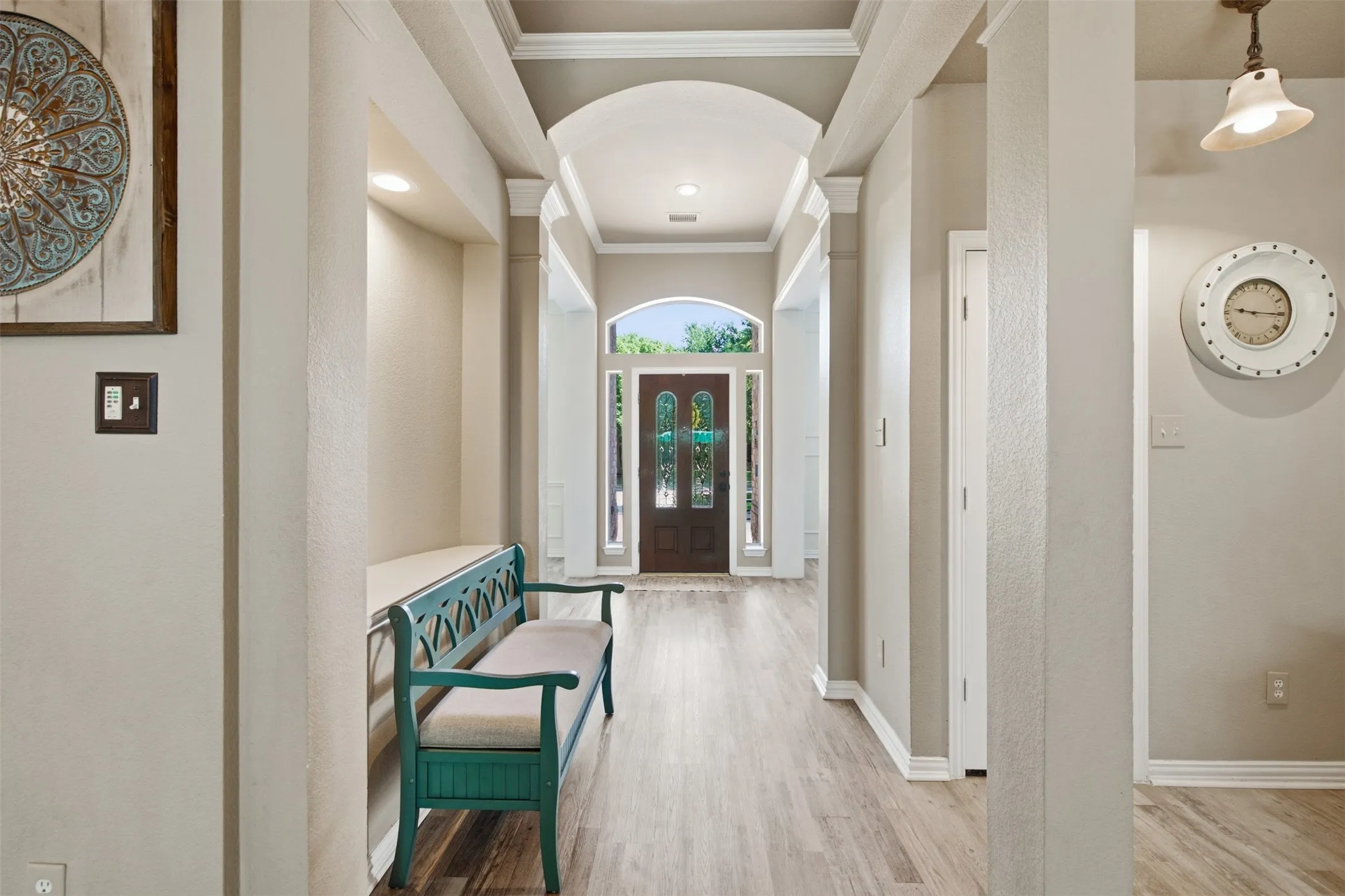 Single Family Residence For Sale in Collin County , 1305 Neches Drive, Allen, Texas 75013, 4 Bedroom, 4 Bathroom, 2 Garage spaces, 3,024 Sqft, built in 1999, mls#21326434, Real Estate Agent in Allen, Homes For Sale in Collin county, Homes For Sale in Allen, Realtor in Allen Texas, Real Estate Brokerage Independent Realty Texas, Luminita Cordes Realtor