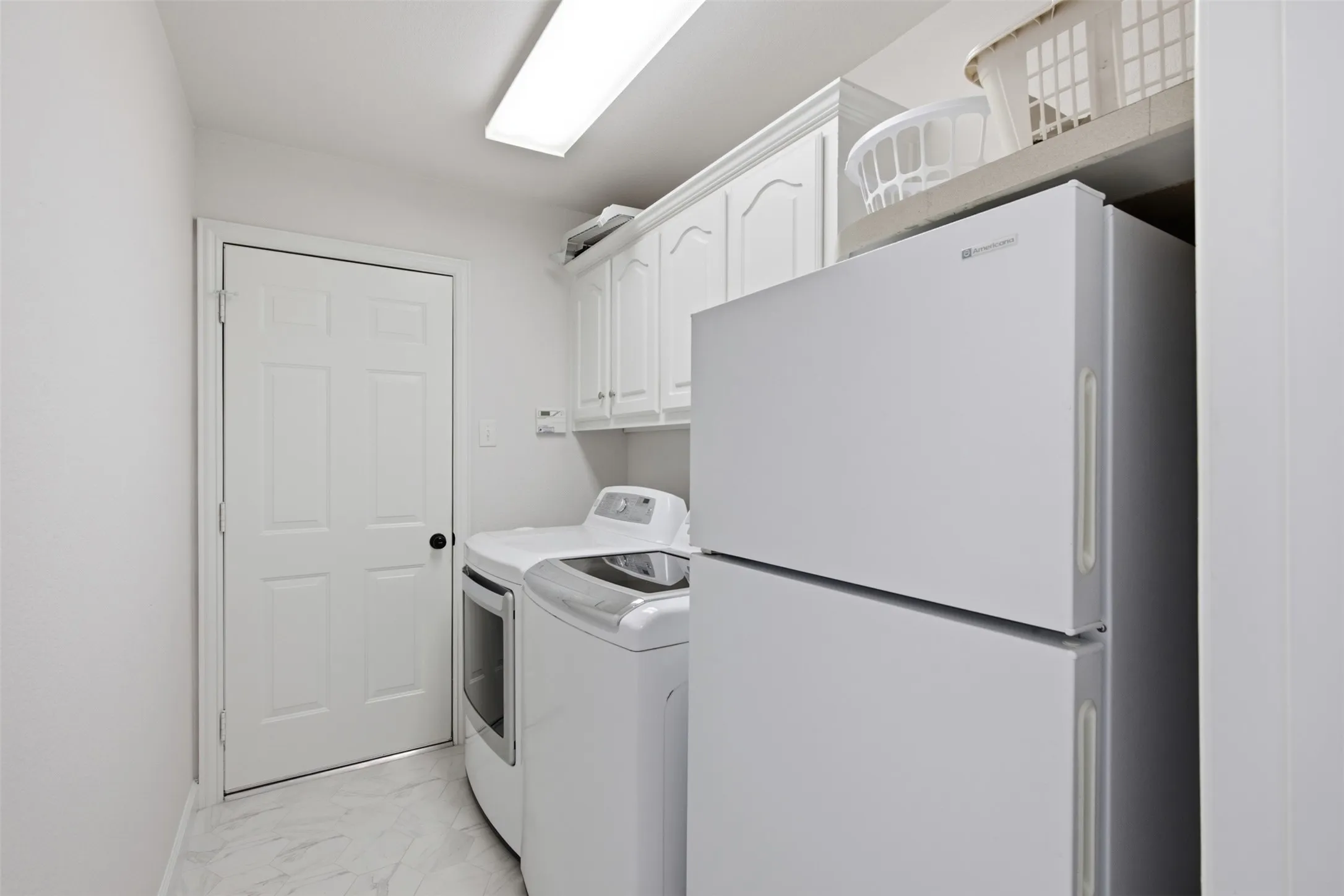 Single Family Residence For Sale in Collin County , 1305 Neches Drive, Allen, Texas 75013, 4 Bedroom, 4 Bathroom, 2 Garage spaces, 3,024 Sqft, built in 1999, mls#21326434, Real Estate Agent in Allen, Homes For Sale in Collin county, Homes For Sale in Allen, Realtor in Allen Texas, Real Estate Brokerage Independent Realty Texas, Luminita Cordes Realtor