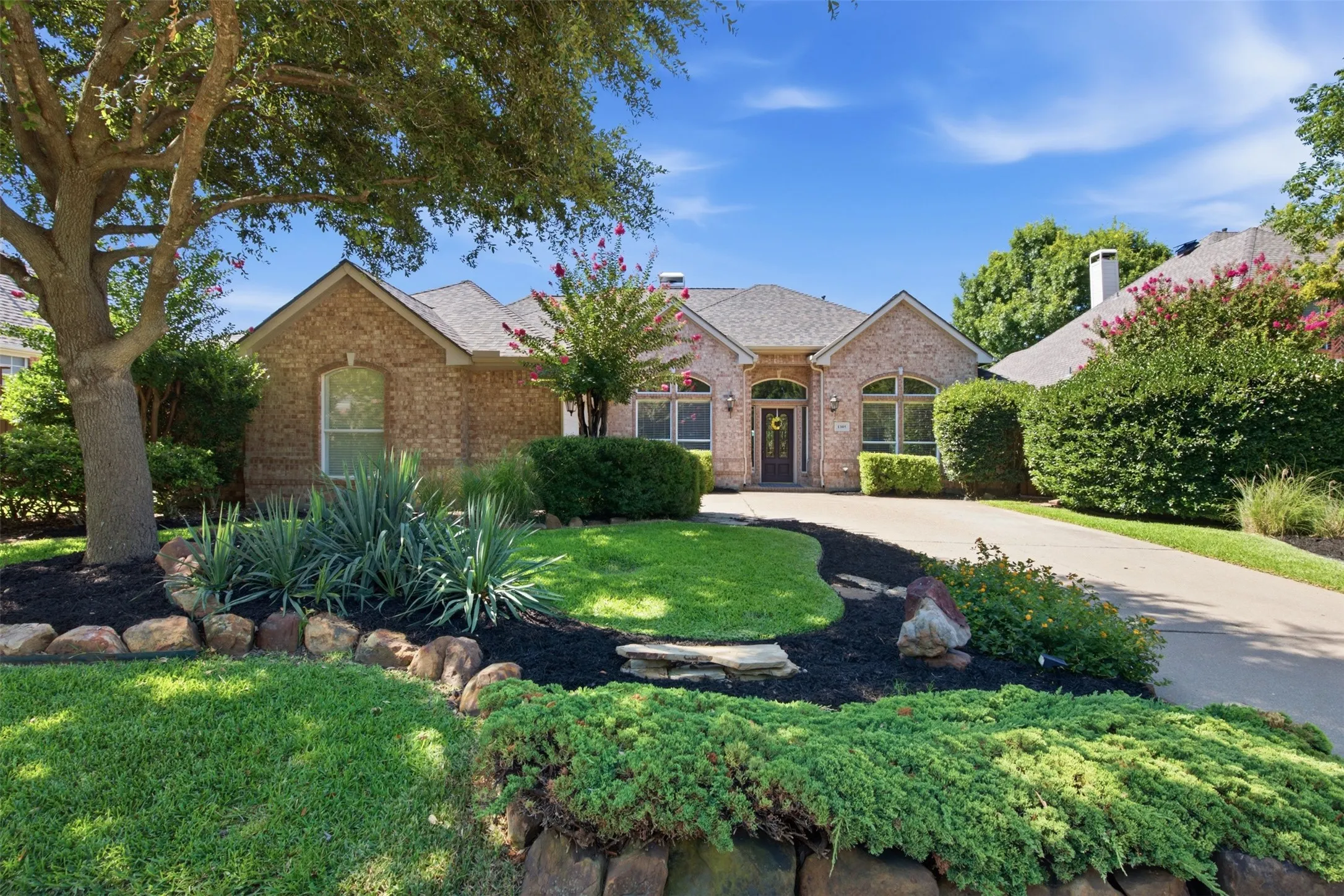 Single Family Residence For Sale in Collin County , 1305 Neches Drive, Allen, Texas 75013, 4 Bedroom, 4 Bathroom, 2 Garage spaces, 3,024 Sqft, built in 1999, mls#21326434, Real Estate Agent in Allen, Homes For Sale in Collin county, Homes For Sale in Allen, Realtor in Allen Texas, Real Estate Brokerage Independent Realty Texas, Luminita Cordes Realtor