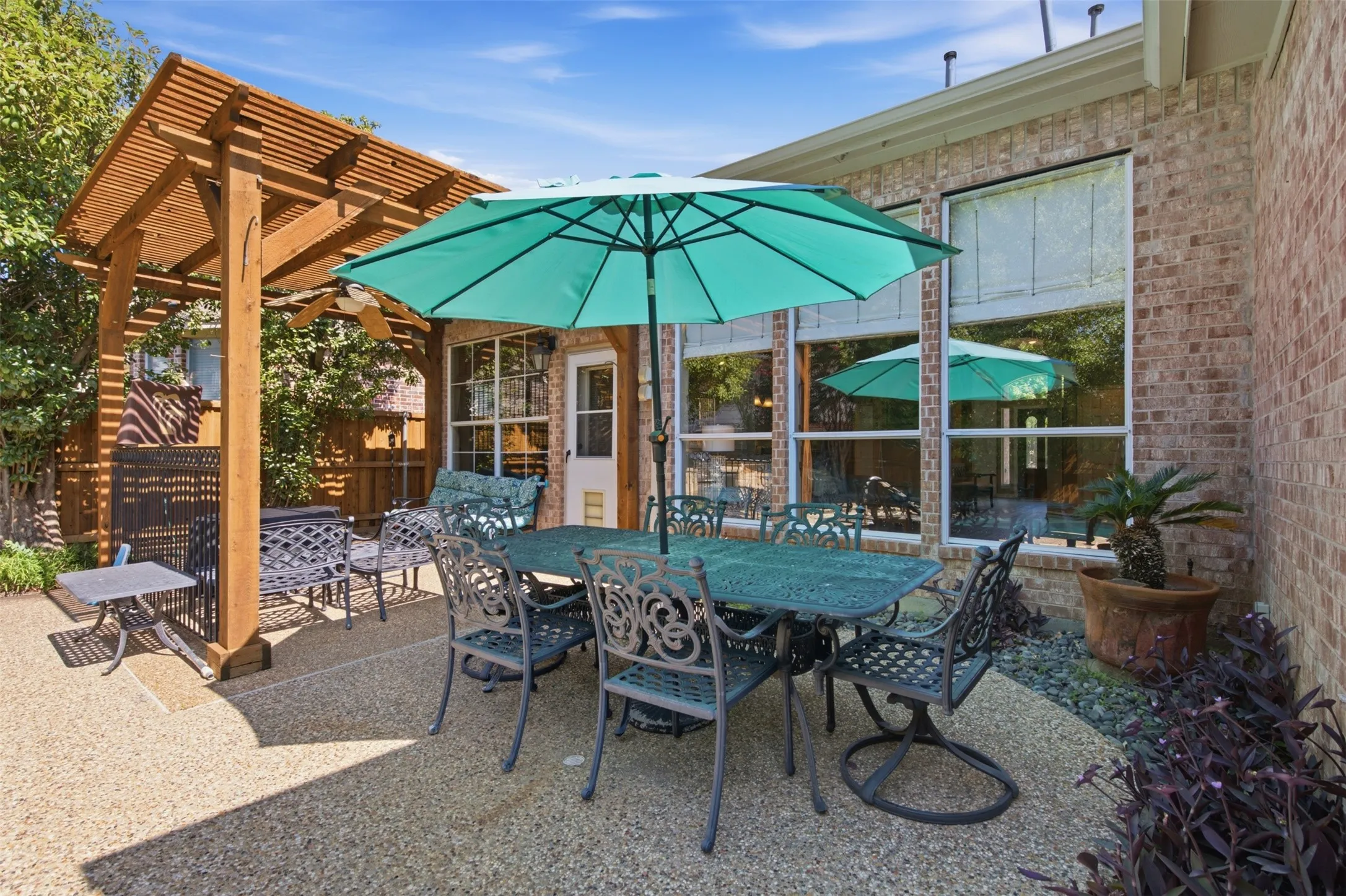 Single Family Residence For Sale in Collin County , 1305 Neches Drive, Allen, Texas 75013, 4 Bedroom, 4 Bathroom, 2 Garage spaces, 3,024 Sqft, built in 1999, mls#21326434, Real Estate Agent in Allen, Homes For Sale in Collin county, Homes For Sale in Allen, Realtor in Allen Texas, Real Estate Brokerage Independent Realty Texas, Luminita Cordes Realtor
