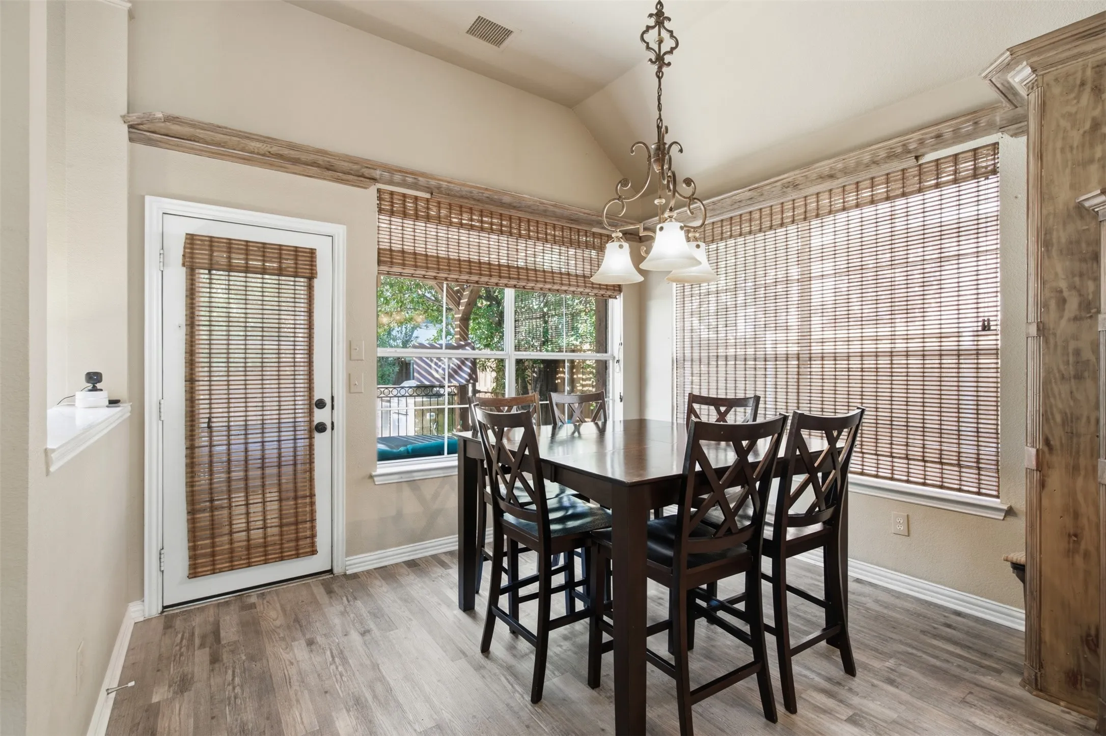 Single Family Residence For Sale in Collin County , 1305 Neches Drive, Allen, Texas 75013, 4 Bedroom, 4 Bathroom, 2 Garage spaces, 3,024 Sqft, built in 1999, mls#21326434, Real Estate Agent in Allen, Homes For Sale in Collin county, Homes For Sale in Allen, Realtor in Allen Texas, Real Estate Brokerage Independent Realty Texas, Luminita Cordes Realtor