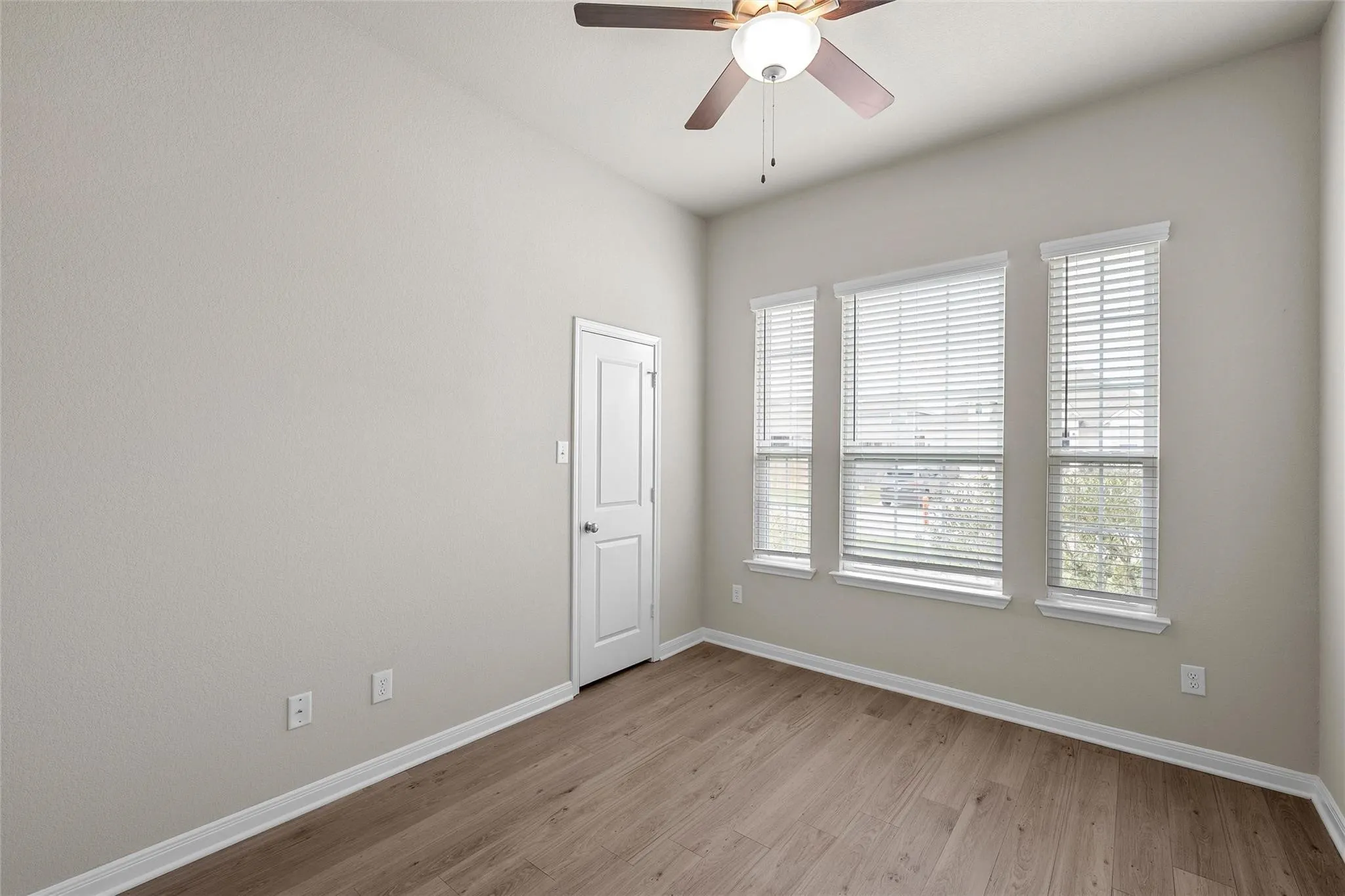 Single Family Residence For Sale in Mc Lennan County , 3224 Dottavio, Lorena, Texas 76655, 3 Bedroom, 2 Bathroom, 2 Garage spaces, 1,537 Sqft, built in 2023, mls#21326478, Real Estate Agent in Lorena, Homes For Sale in Mc Lennan county, Homes For Sale in Lorena, Realtor in Lorena Texas, Real Estate Brokerage Independent Realty Texas, Luminita Cordes Realtor