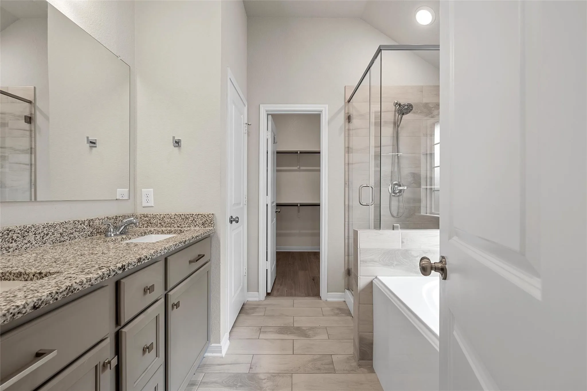 Single Family Residence For Sale in Mc Lennan County , 3224 Dottavio, Lorena, Texas 76655, 3 Bedroom, 2 Bathroom, 2 Garage spaces, 1,537 Sqft, built in 2023, mls#21326478, Real Estate Agent in Lorena, Homes For Sale in Mc Lennan county, Homes For Sale in Lorena, Realtor in Lorena Texas, Real Estate Brokerage Independent Realty Texas, Luminita Cordes Realtor