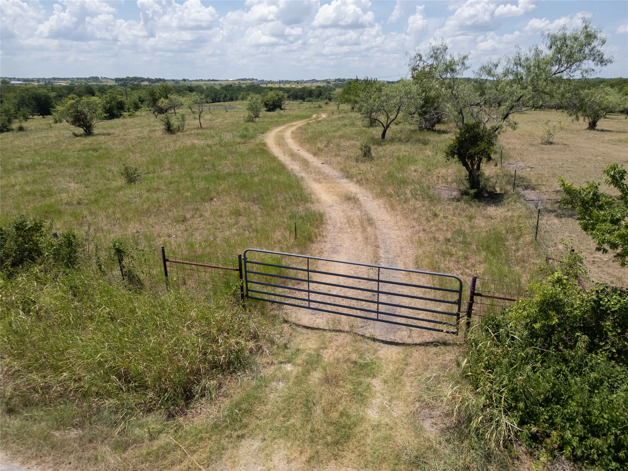 Unimproved Land For Sale in Ellis County , TBD Lot 23 B Alsdorf Road, Ennis, Texas 75119, 0, 0, Garage spaces, 0 Sqft, built in 0, mls#21320620, Real Estate Agent in Ennis, Homes For Sale in Ellis county, Homes For Sale in Ennis, Realtor in Ennis Texas, Real Estate Brokerage Independent Realty Texas, Luminita Cordes Realtor