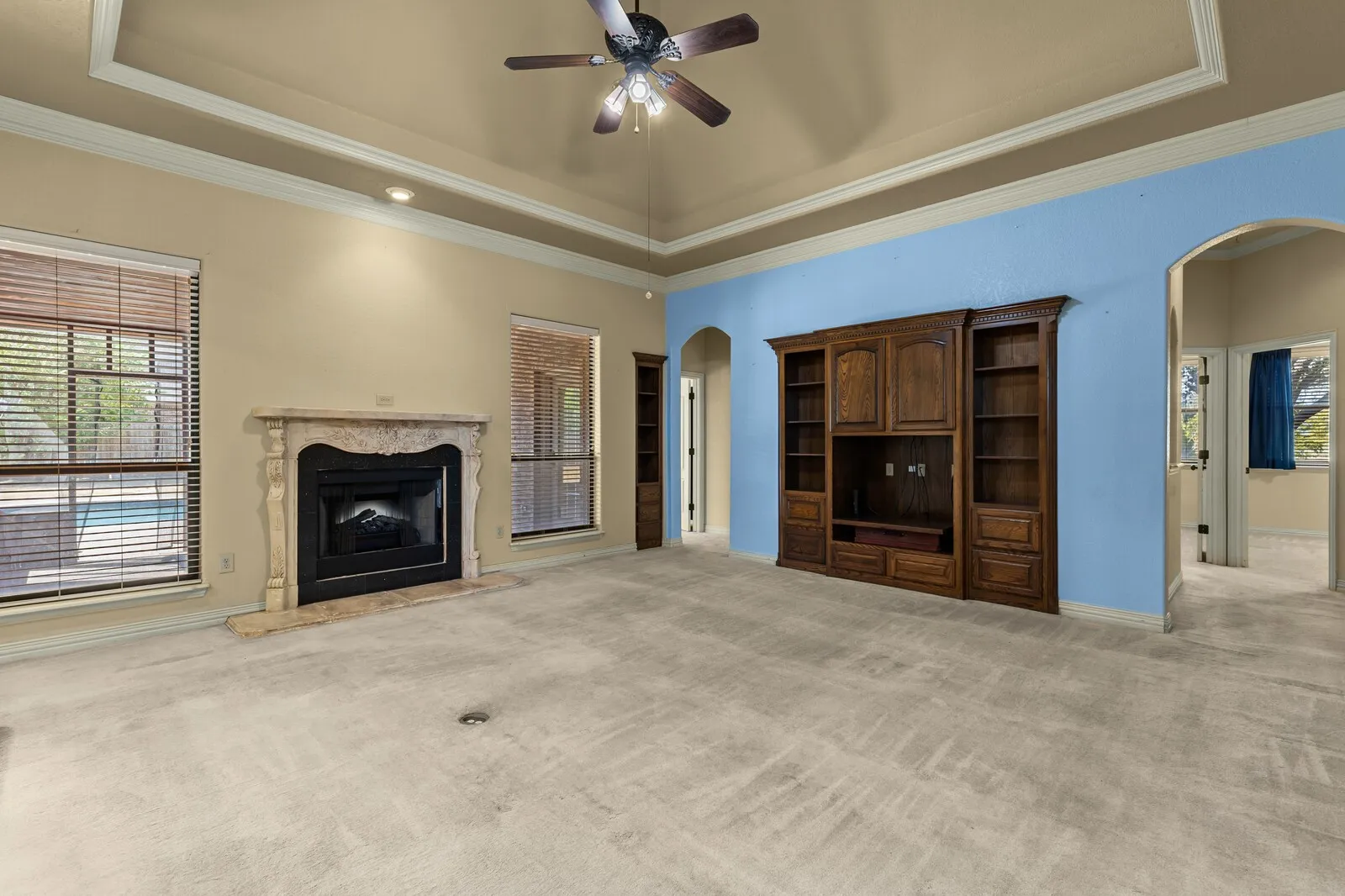 Single Family Residence For Sale in Mc Lennan County , 610 Vanishing Oaks Drive, Crawford, Texas 76638, 4 Bedroom, 2 Bathroom, 3 Garage spaces, 2,700 Sqft, built in 2004, mls#21325089, Real Estate Agent in Crawford, Homes For Sale in Mc Lennan county, Homes For Sale in Crawford, Realtor in Crawford Texas, Real Estate Brokerage Independent Realty Texas, Luminita Cordes Realtor