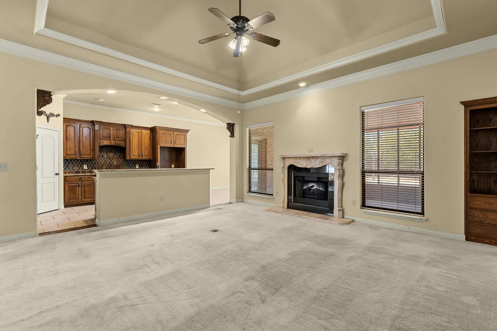 Single Family Residence For Sale in Mc Lennan County , 610 Vanishing Oaks Drive, Crawford, Texas 76638, 4 Bedroom, 2 Bathroom, 3 Garage spaces, 2,700 Sqft, built in 2004, mls#21325089, Real Estate Agent in Crawford, Homes For Sale in Mc Lennan county, Homes For Sale in Crawford, Realtor in Crawford Texas, Real Estate Brokerage Independent Realty Texas, Luminita Cordes Realtor