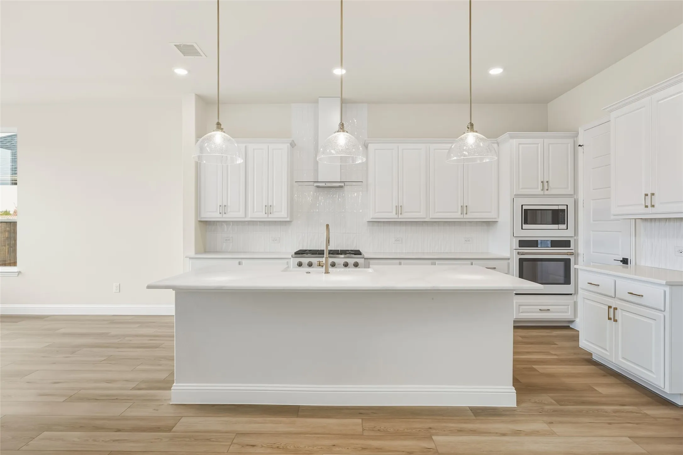 Single Family Residence For Sale in Rockwall County , 407 Sedgwick Drive, Fate, Texas 75189, 5 Bedroom, 5 Bathroom, 3 Garage spaces, 3,668 Sqft, built in 2026, Price $619,000, mls#21326526, Real Estate Agent in Fate, Homes For Sale in Rockwall county, Homes For Sale in Fate, Realtor in Fate Texas, Real Estate Brokerage Independent Realty Texas, Luminita Cordes Realtor