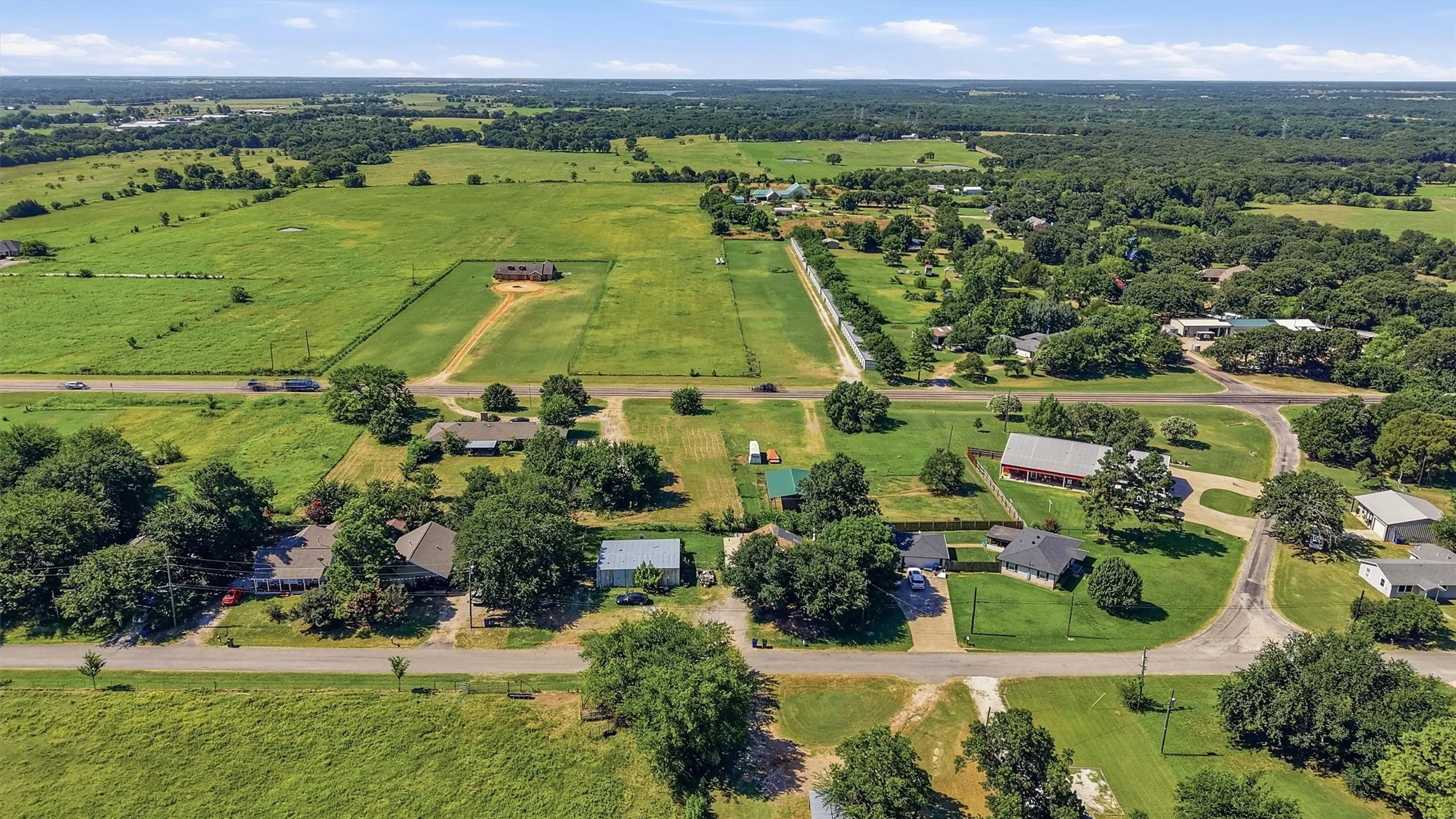 Improved Land For Sale in Grayson County , 538 W Hughes Street, Collinsville, Texas 76233, 0, 0, Garage spaces, 0 Sqft, built in 1923, mls#21326518, Real Estate Agent in Collinsville, Homes For Sale in Grayson county, Homes For Sale in Collinsville, Realtor in Collinsville Texas, Real Estate Brokerage Independent Realty Texas, Luminita Cordes Realtor